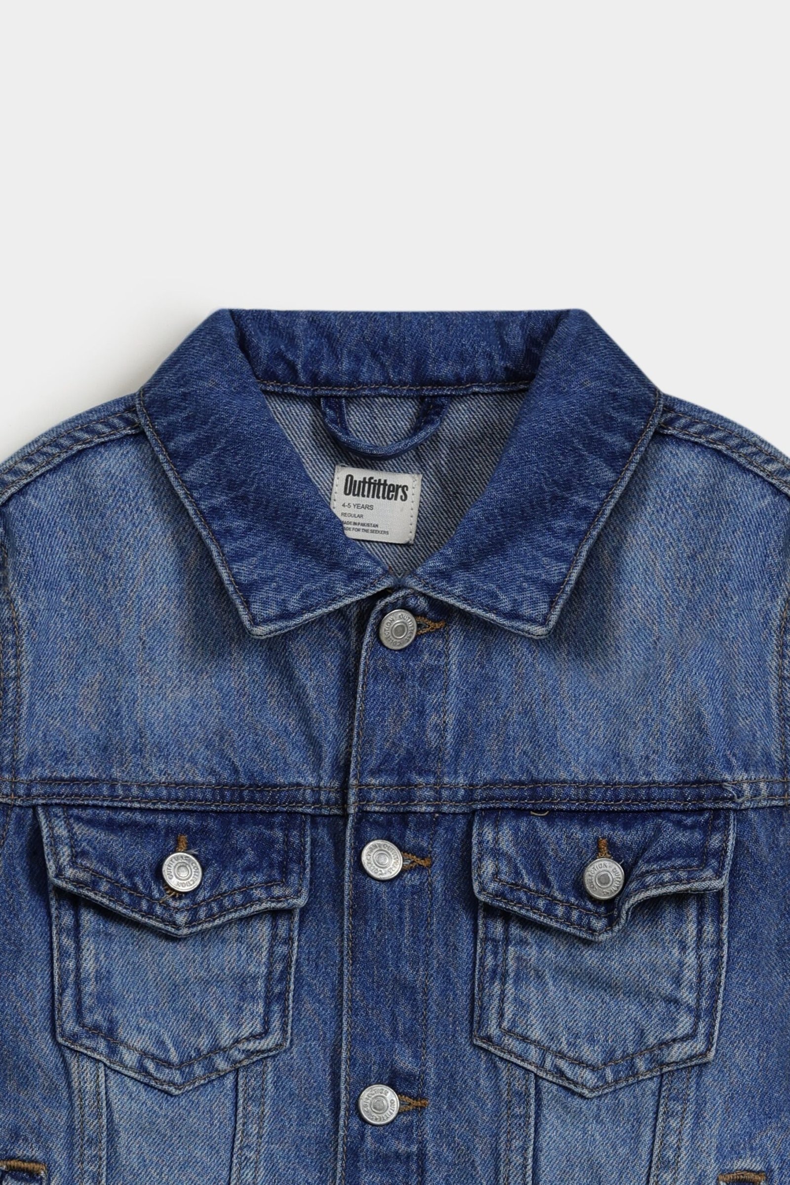 Basic Denim Trucker - Image 7