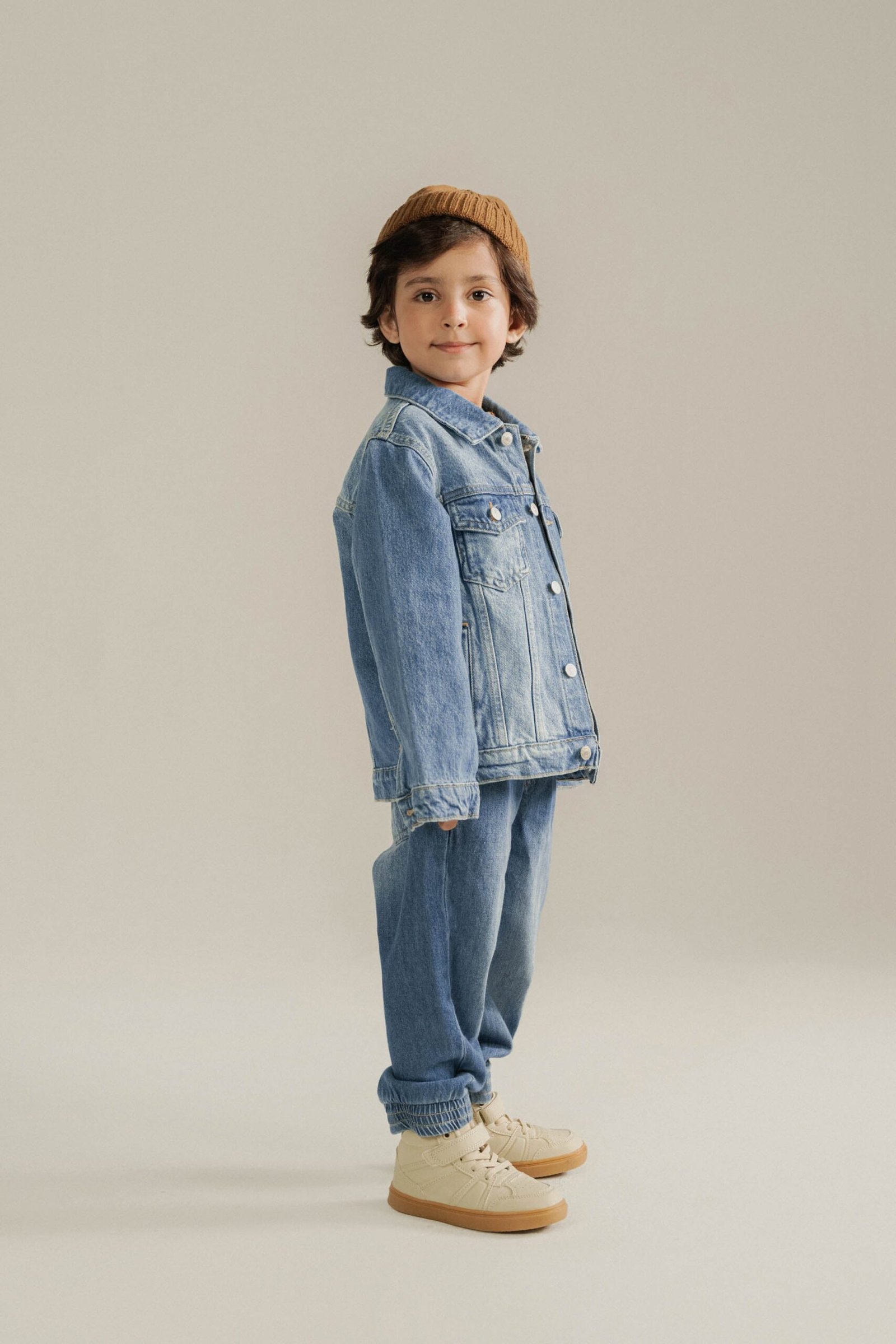 Basic Denim Trucker - Image 5