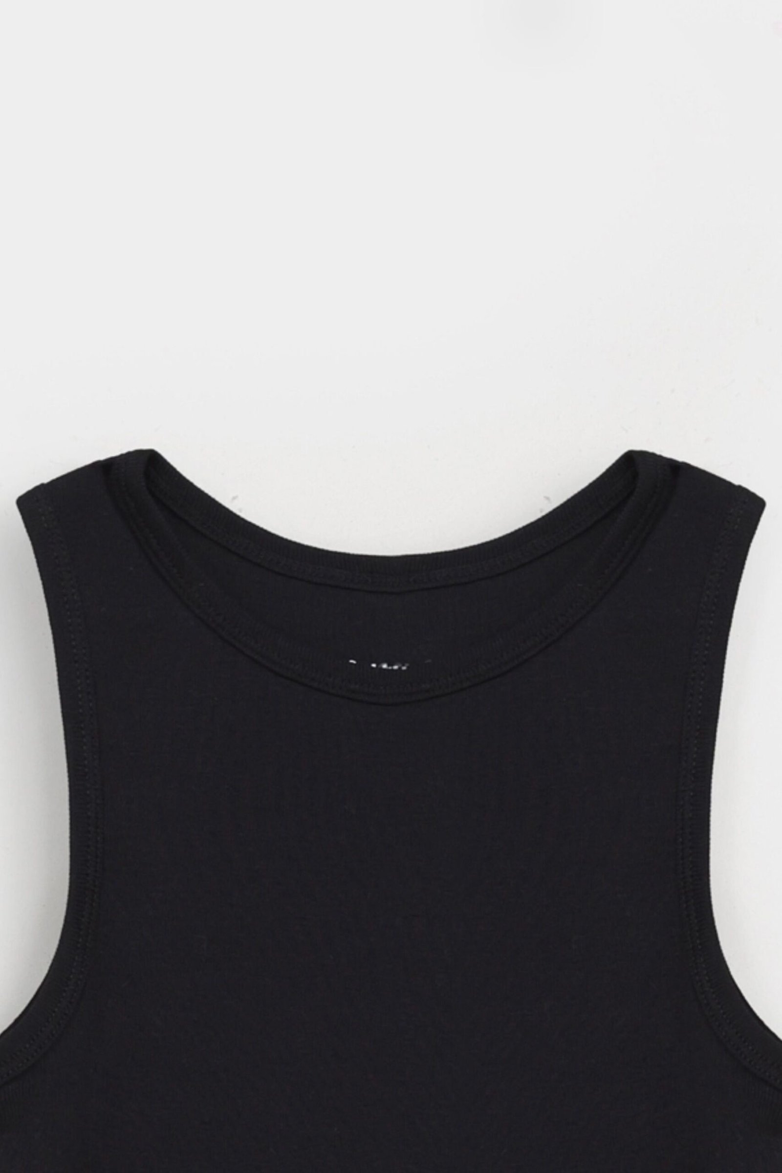 Basic Tank Top - Image 2