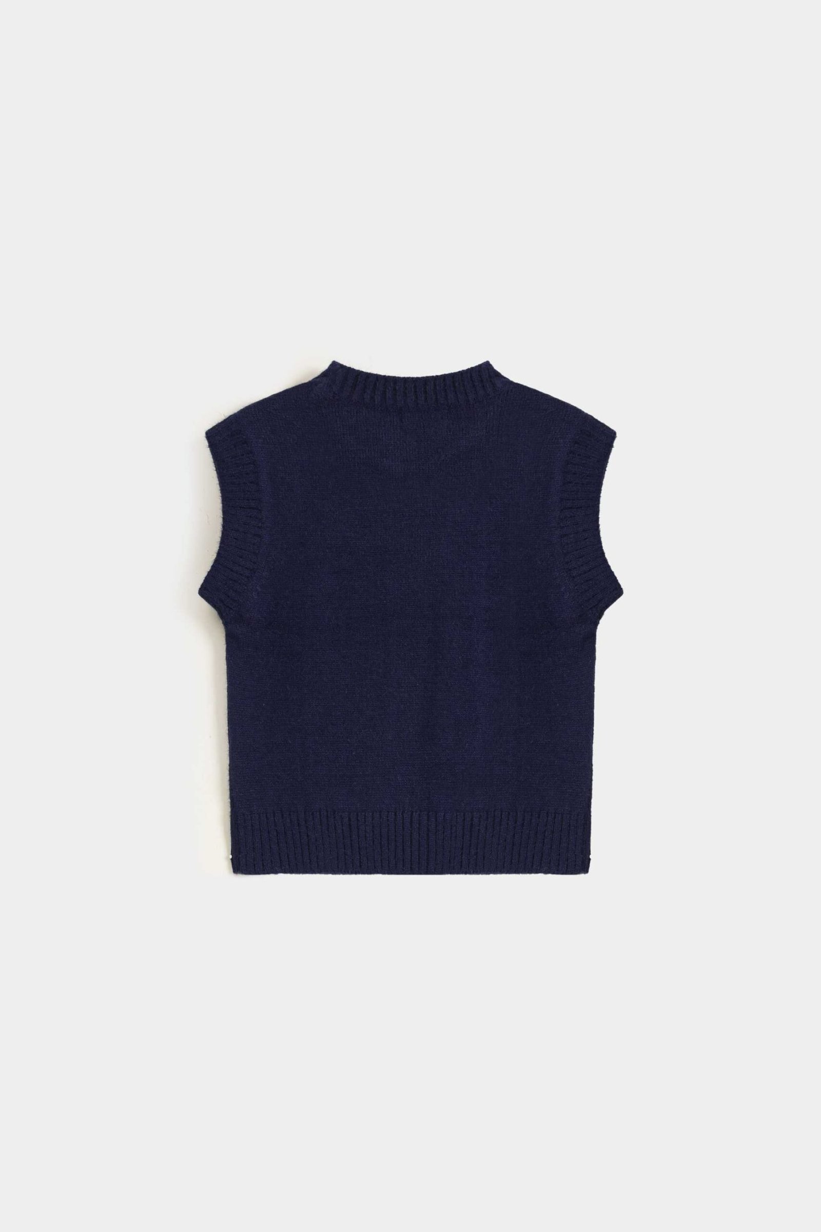 Basic Sleeveless Sweater - Image 3