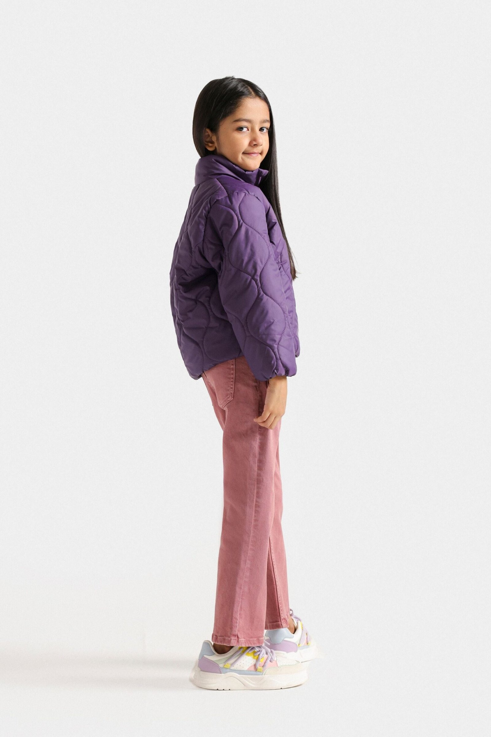Cropped Quilted Puffer Jacket - Image 5