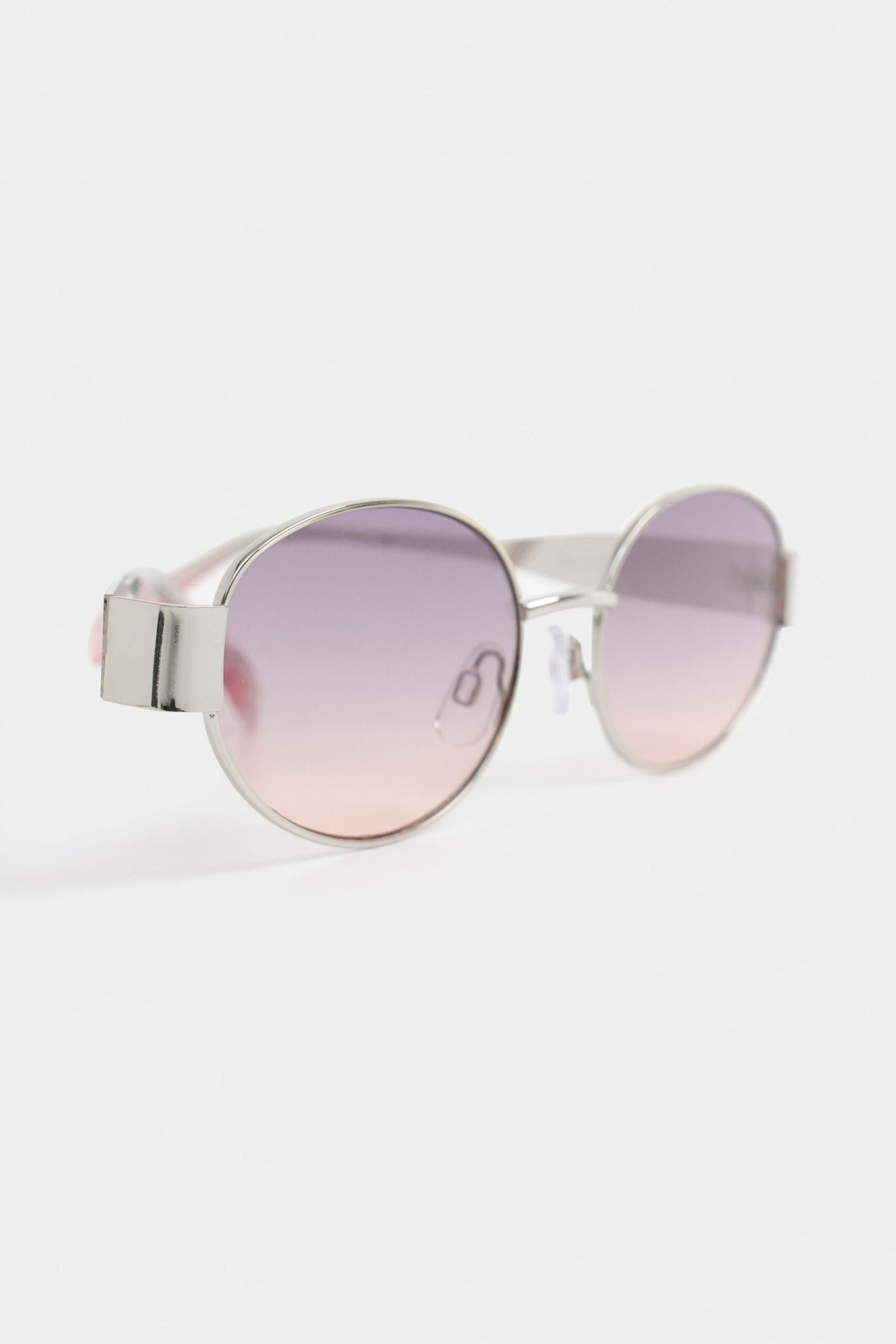 Oval Tinted Sunglasses - Image 3