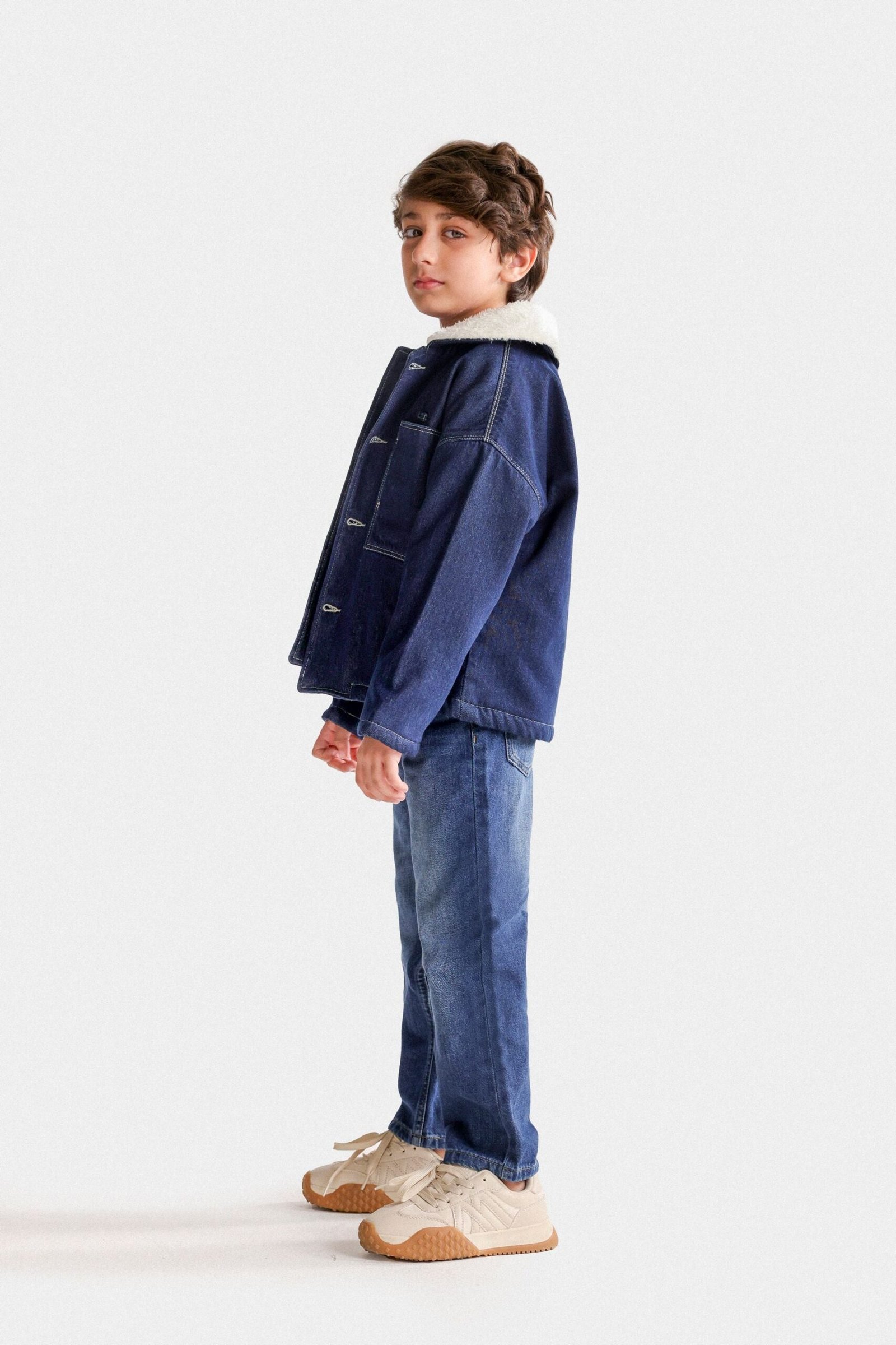 Denim Jacket With Sherpa Collar - Image 5