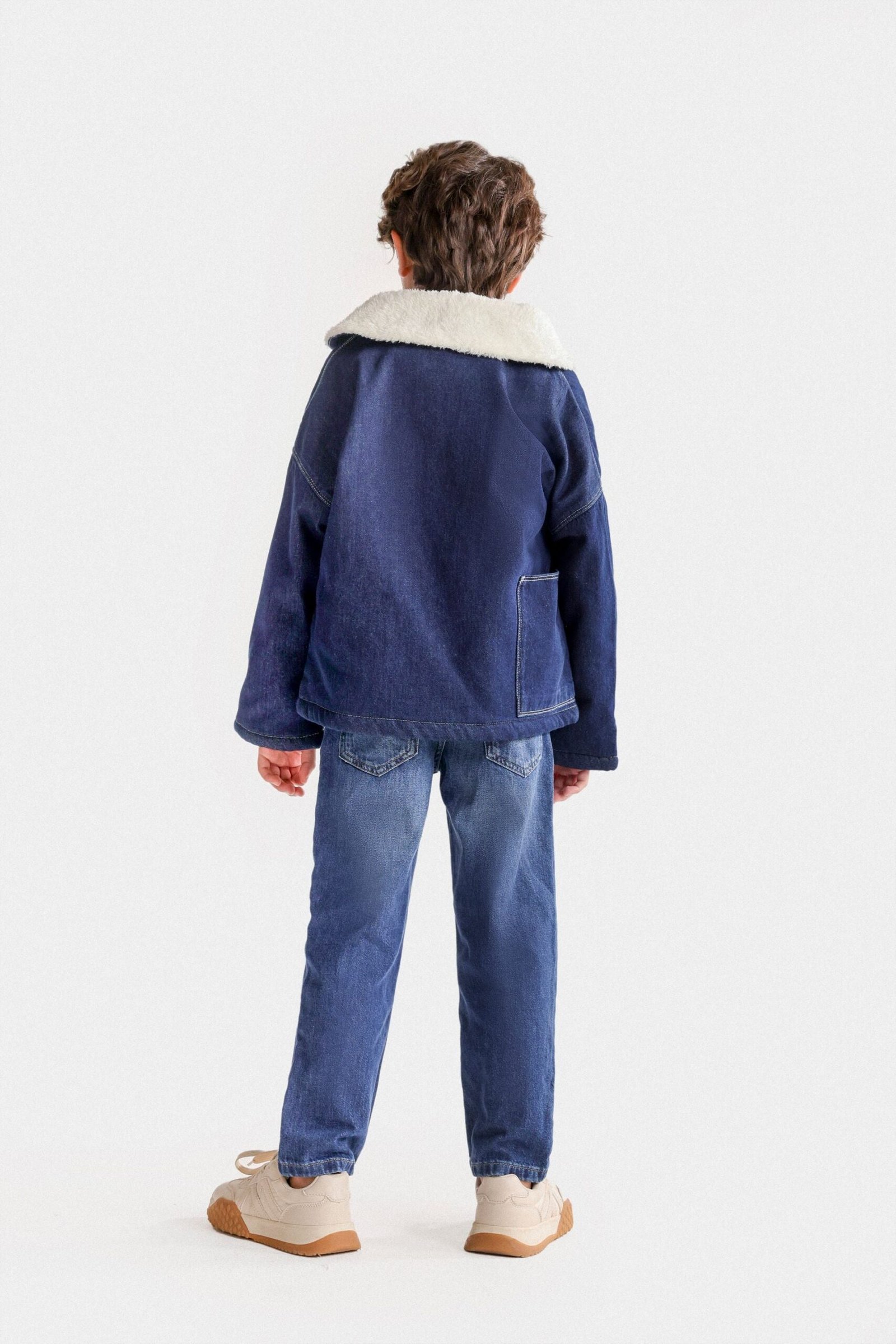 Denim Jacket With Sherpa Collar - Image 6