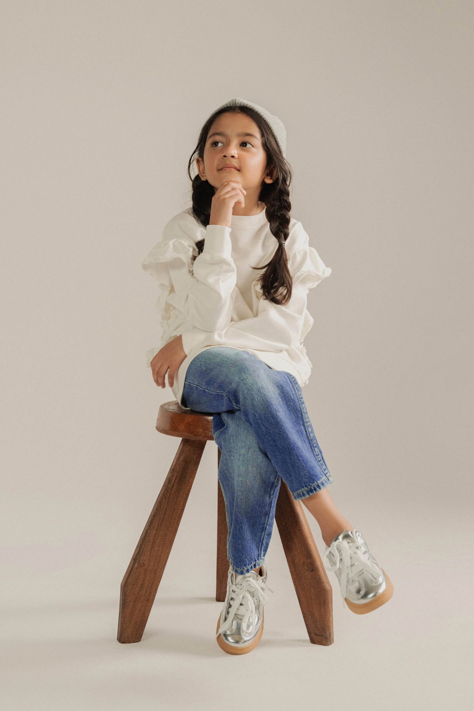 Basic Sweatshirt With Frill Detail - Image 5