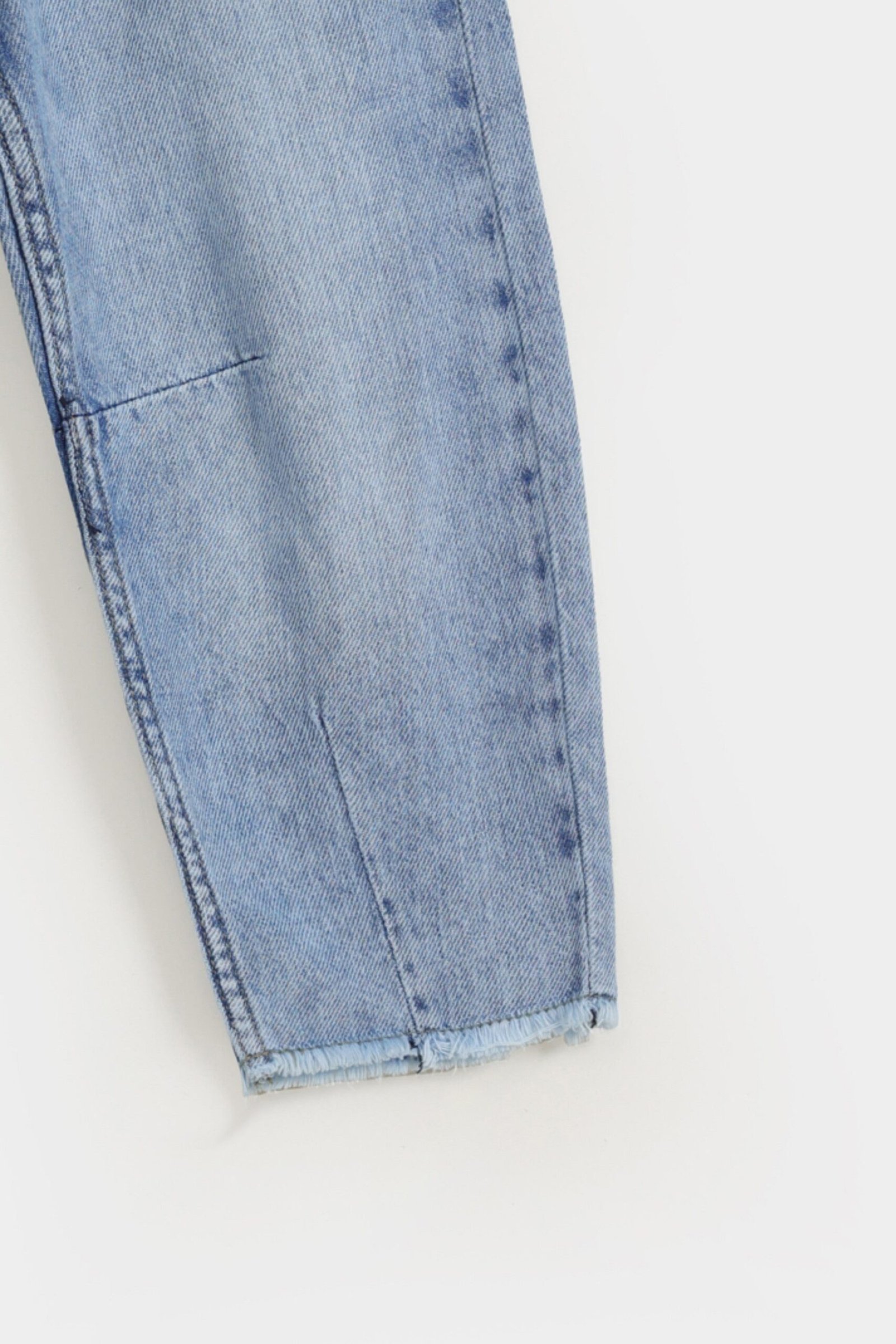 Elasticated Balloon Jeans - Image 3