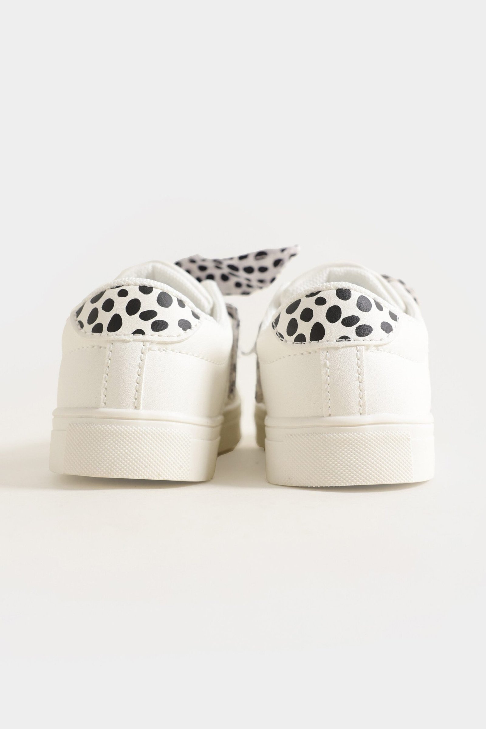 Sneakers With Ribbon Detail - Image 4