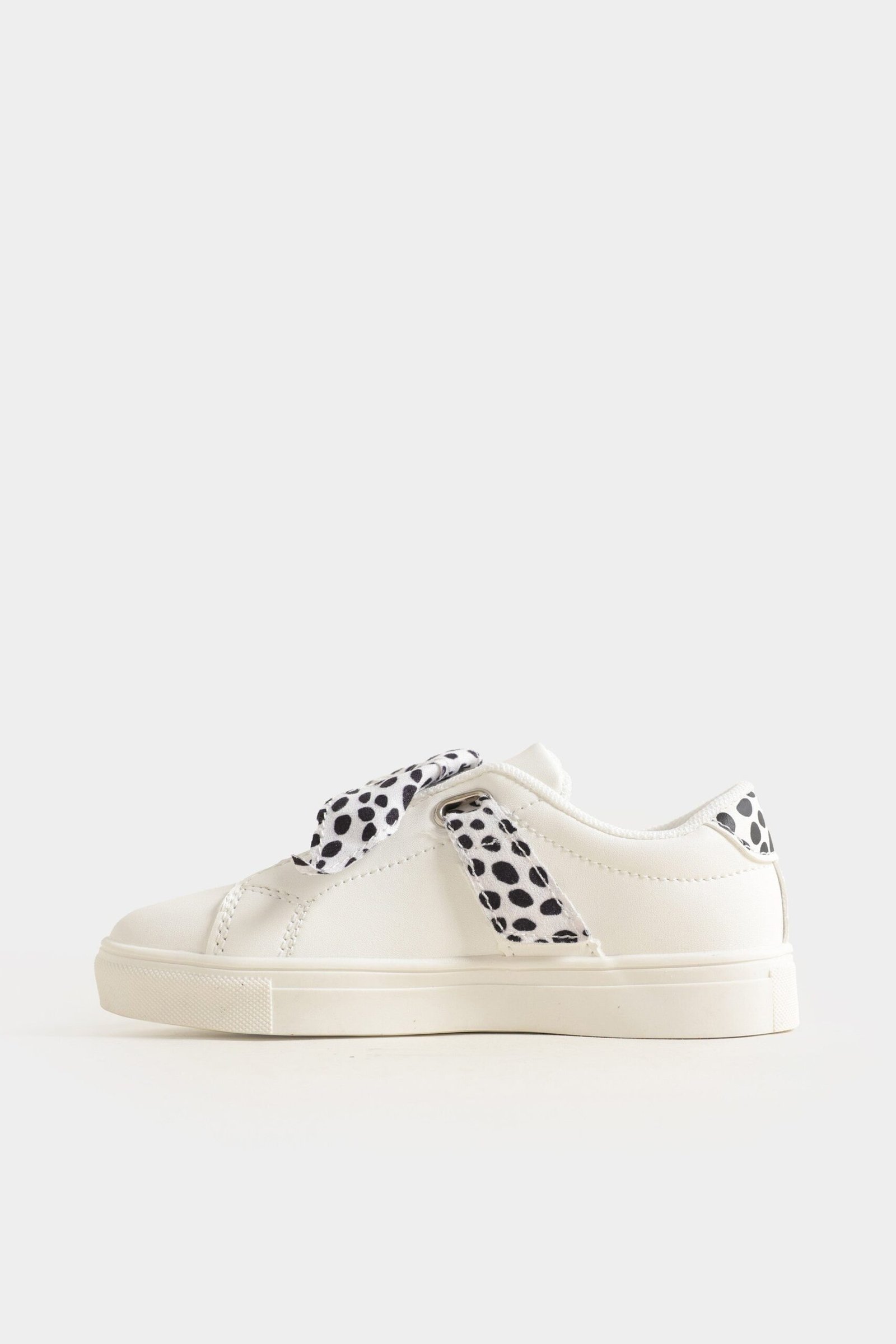 Sneakers With Ribbon Detail - Image 2