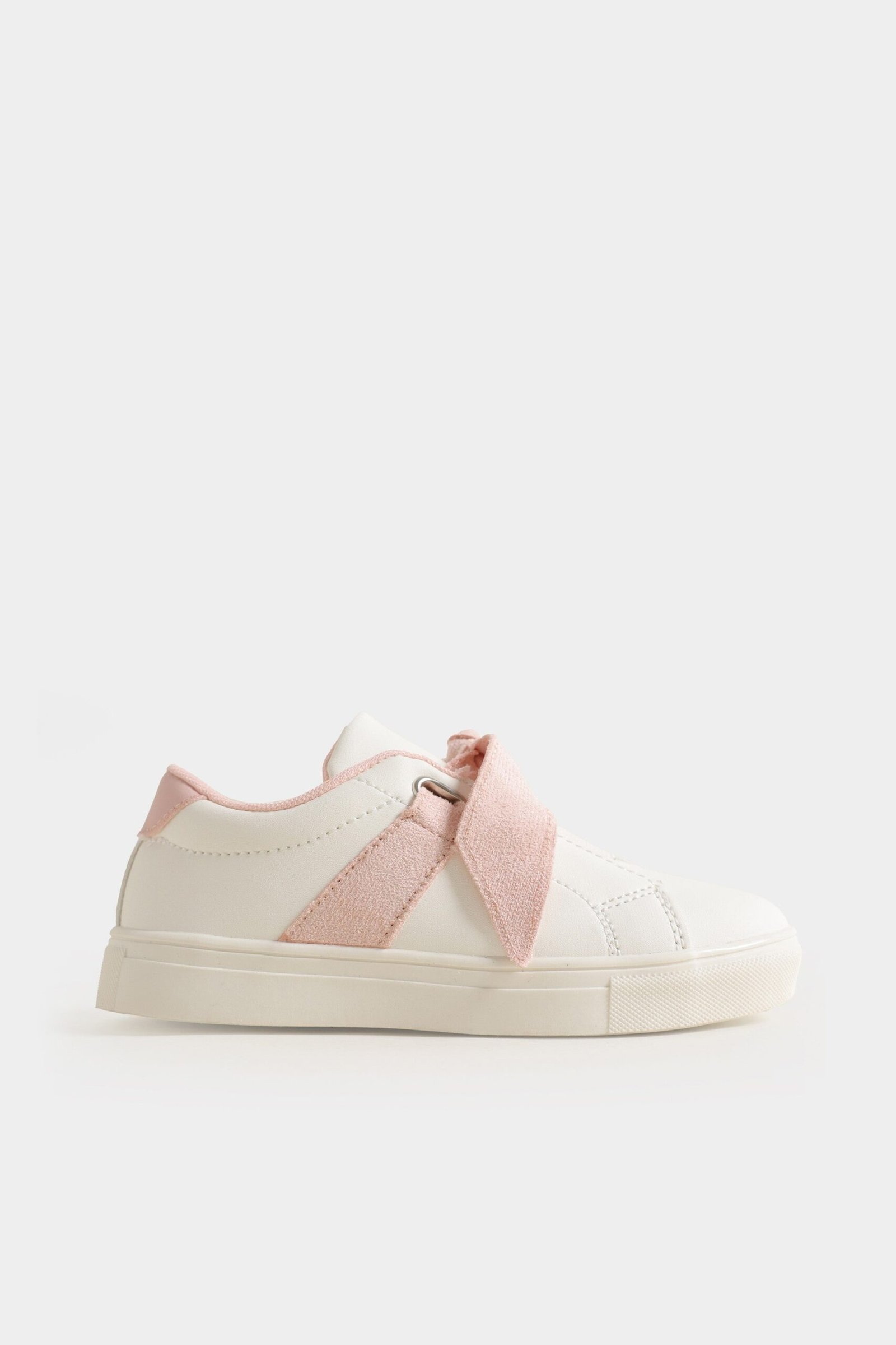 Sneakers With Ribbon Detail - Image 6