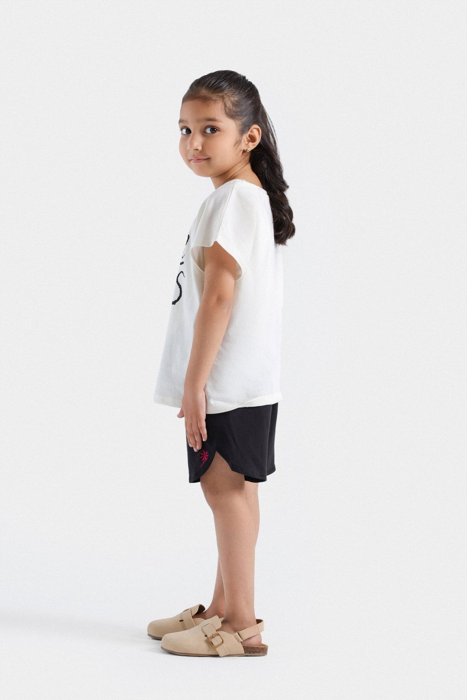 Floral Embroidered Shorts - Image 10