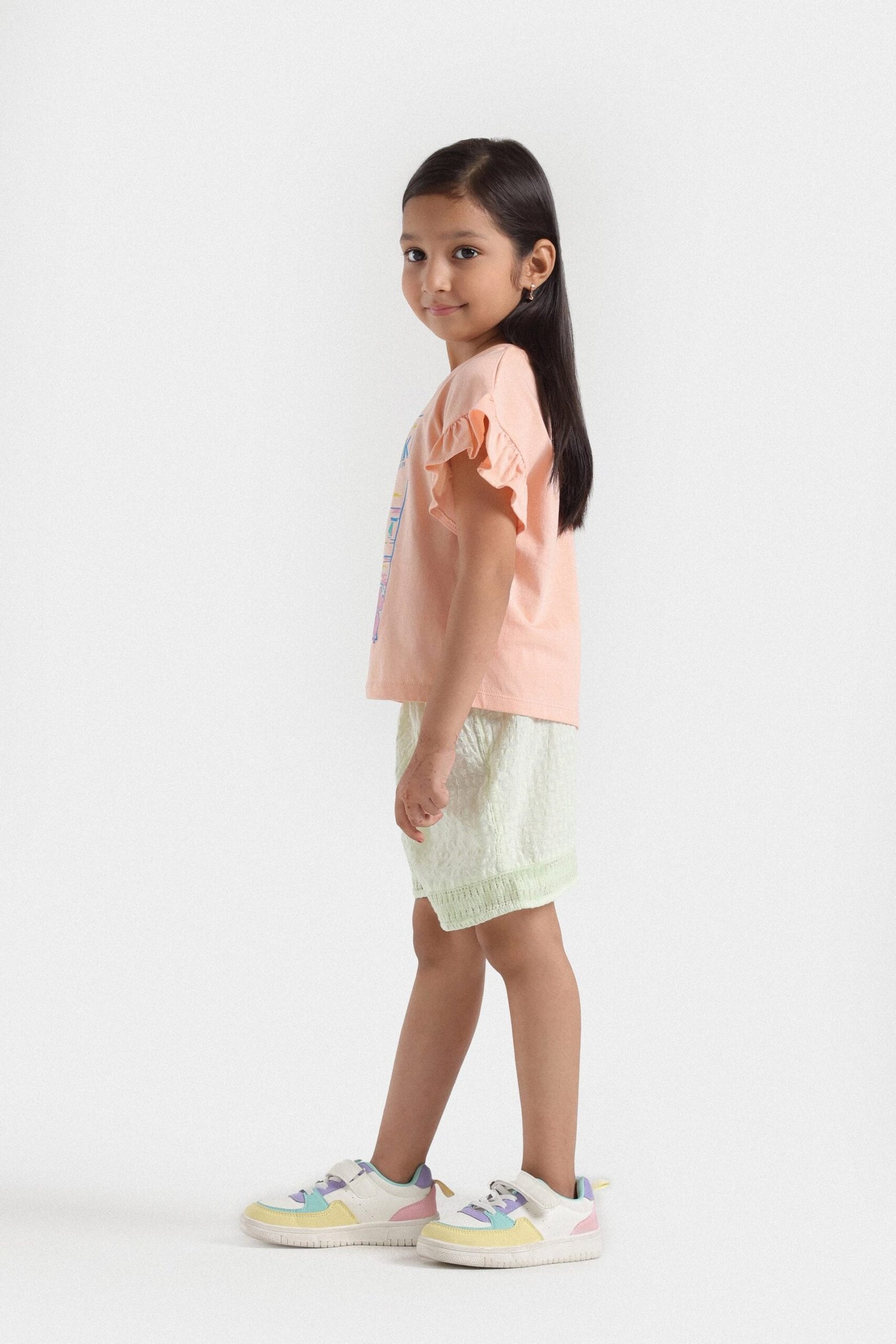 Textured Shorts With Lace Detail - Image 5