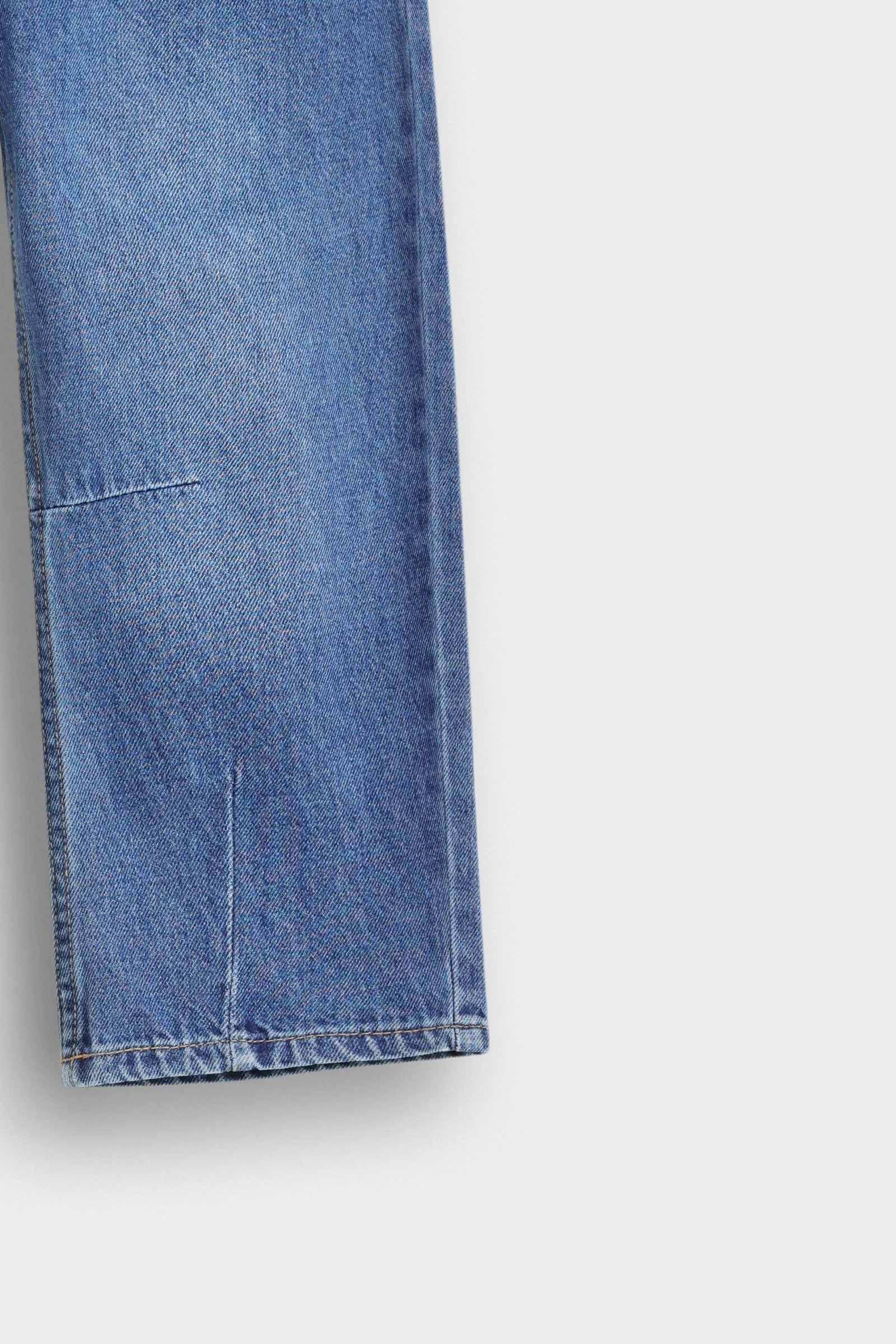 Barrel Fit Jeans - Image 3