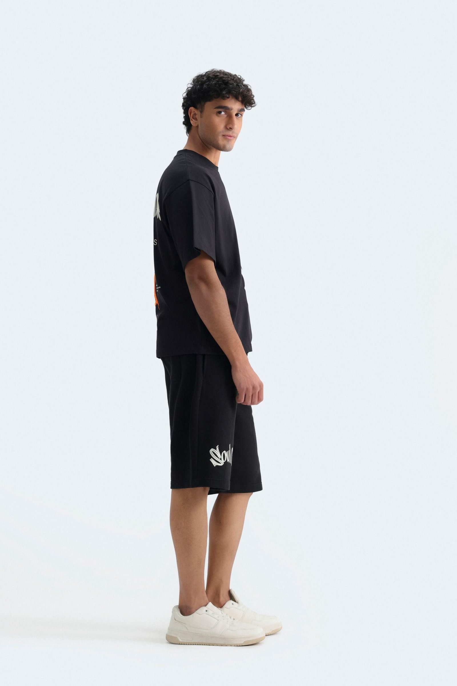 Slogan Print Bermuda Shorts - Image 3