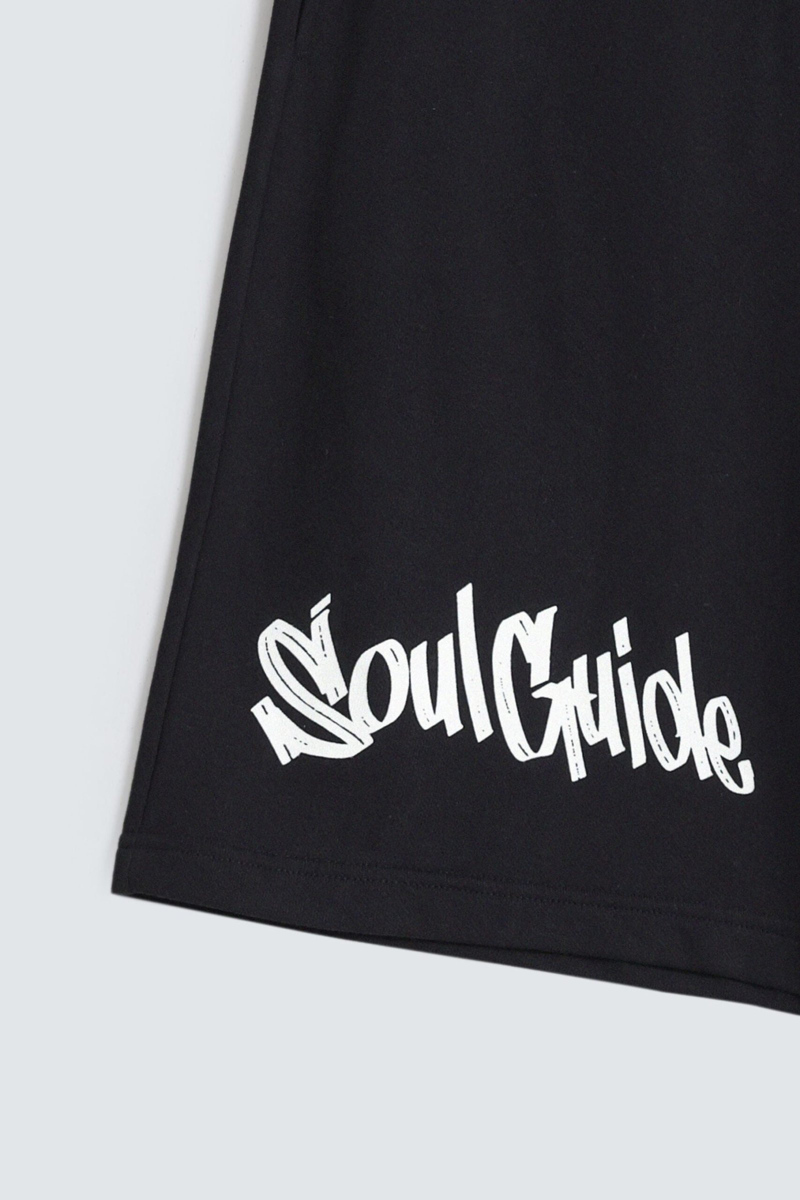 Slogan Print Bermuda Shorts - Image 7