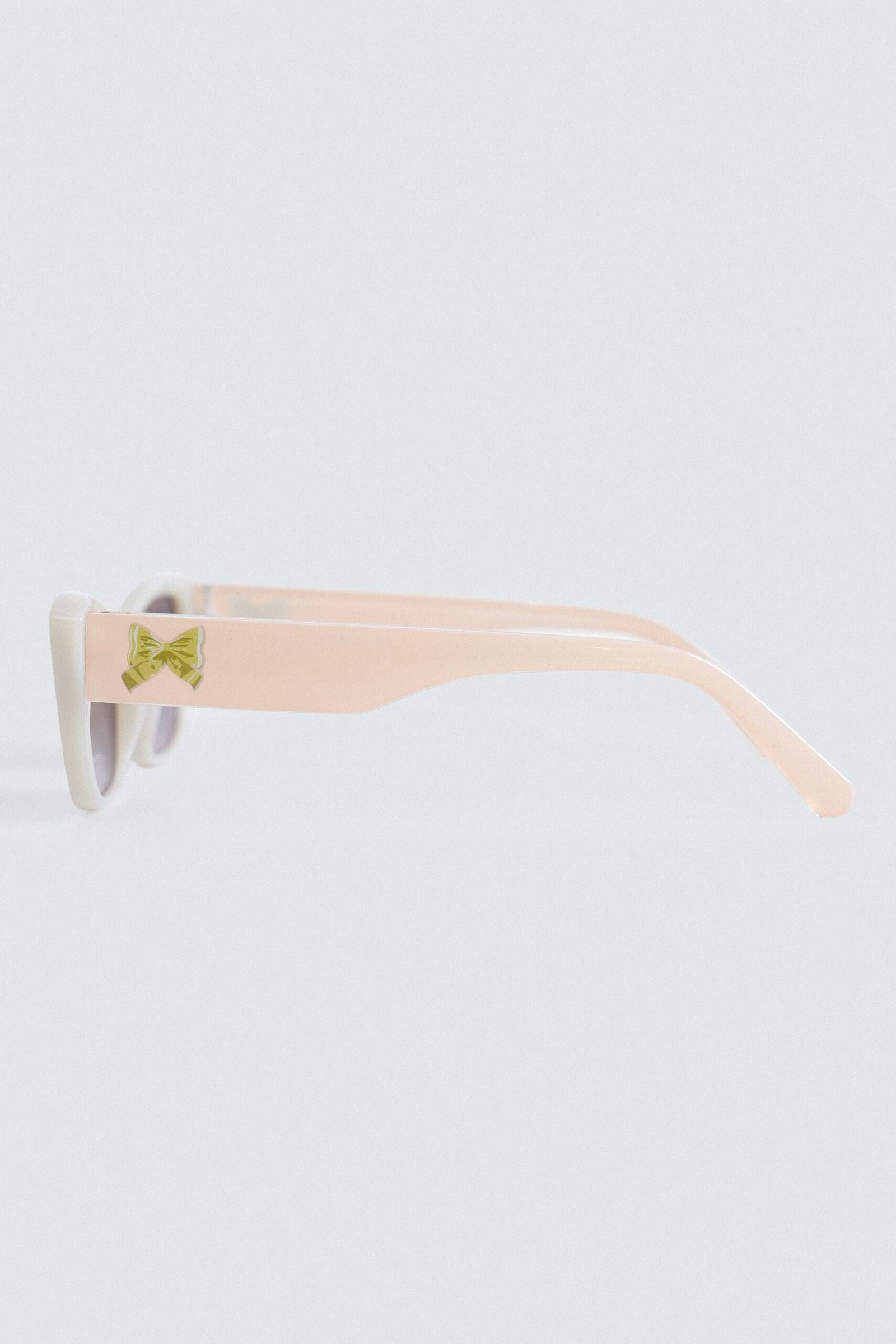 Rectangle Sunglasses - Image 4