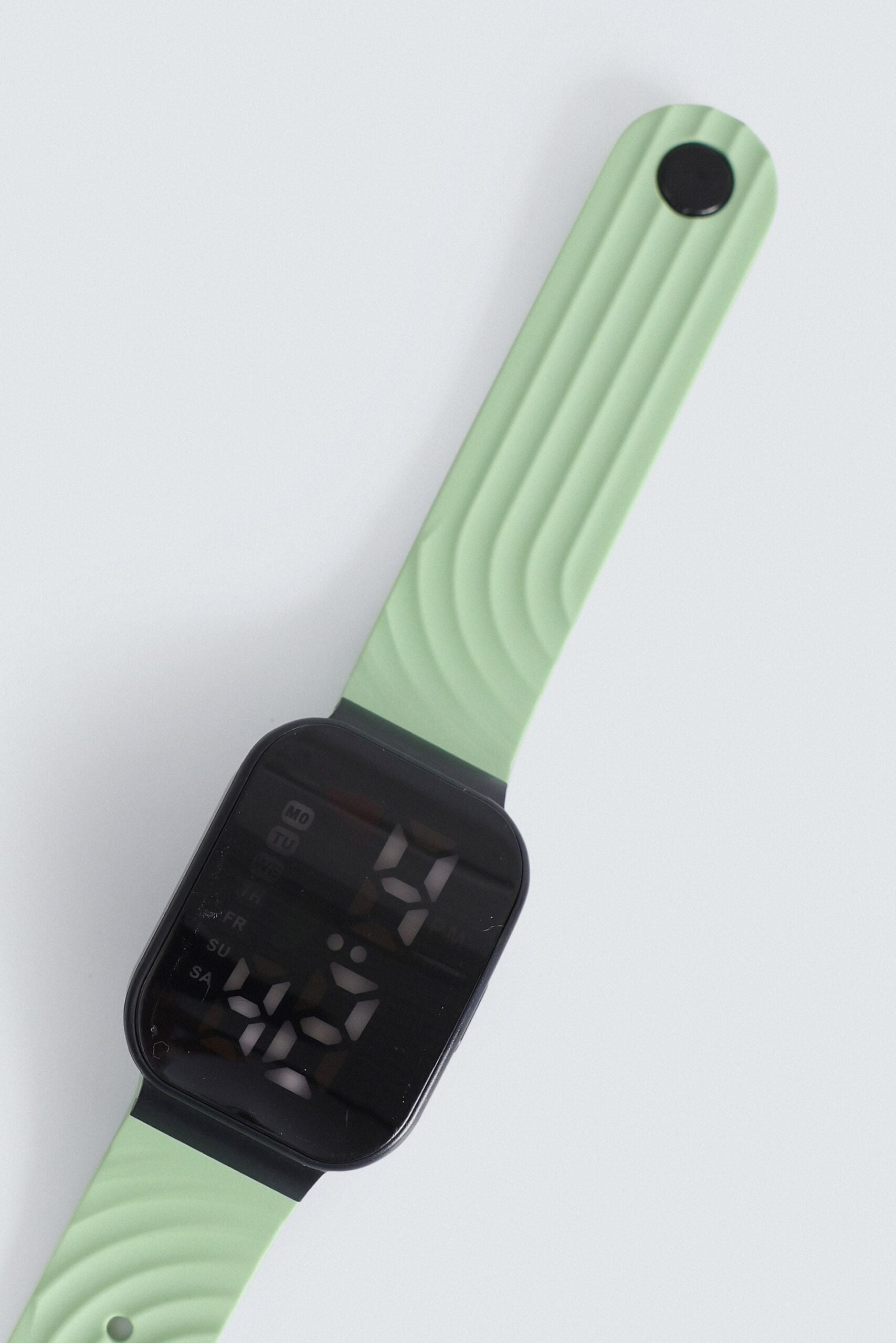 Digital LED Watch - Image 3