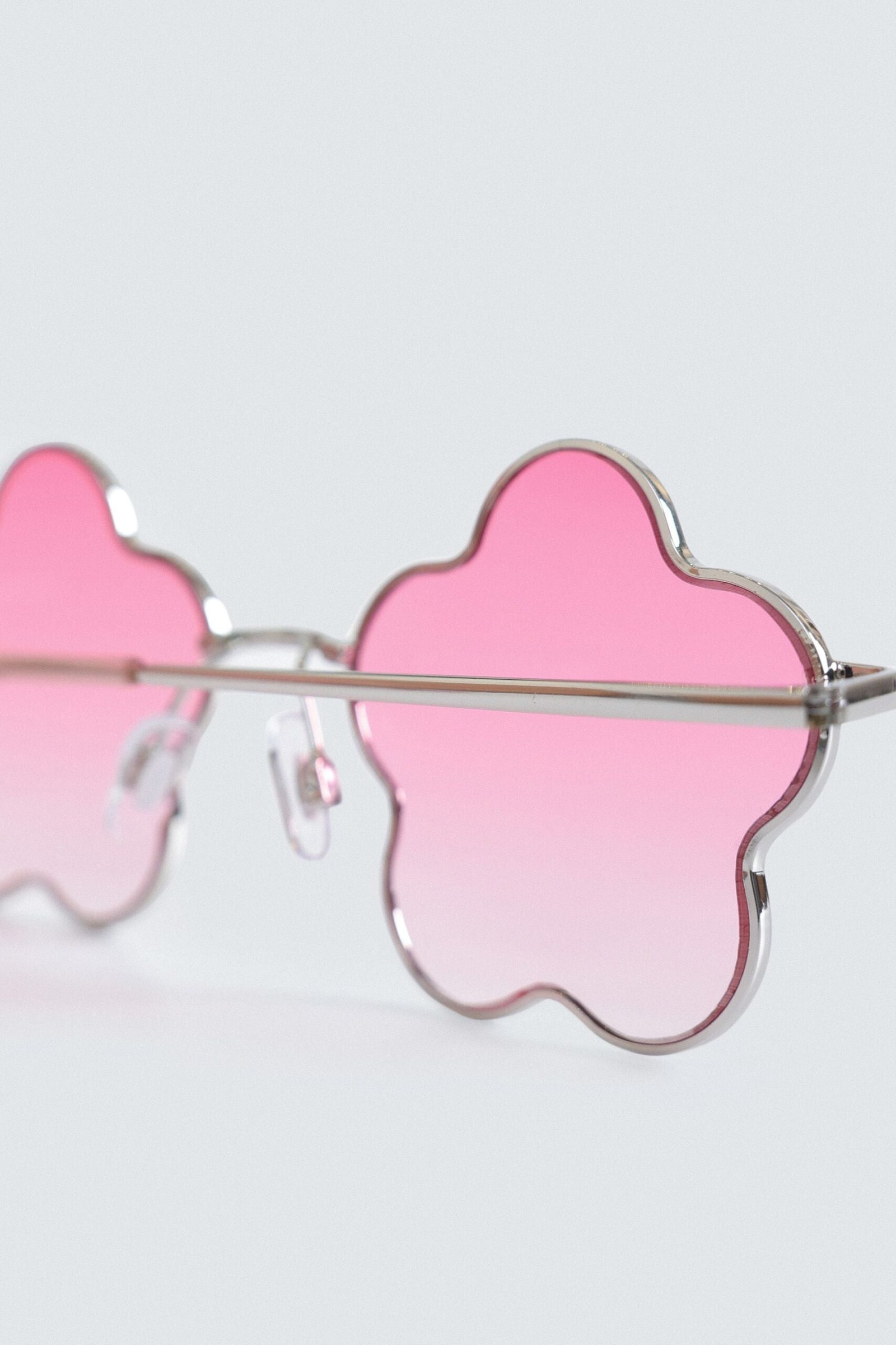 Flower Sunglasses - Image 3
