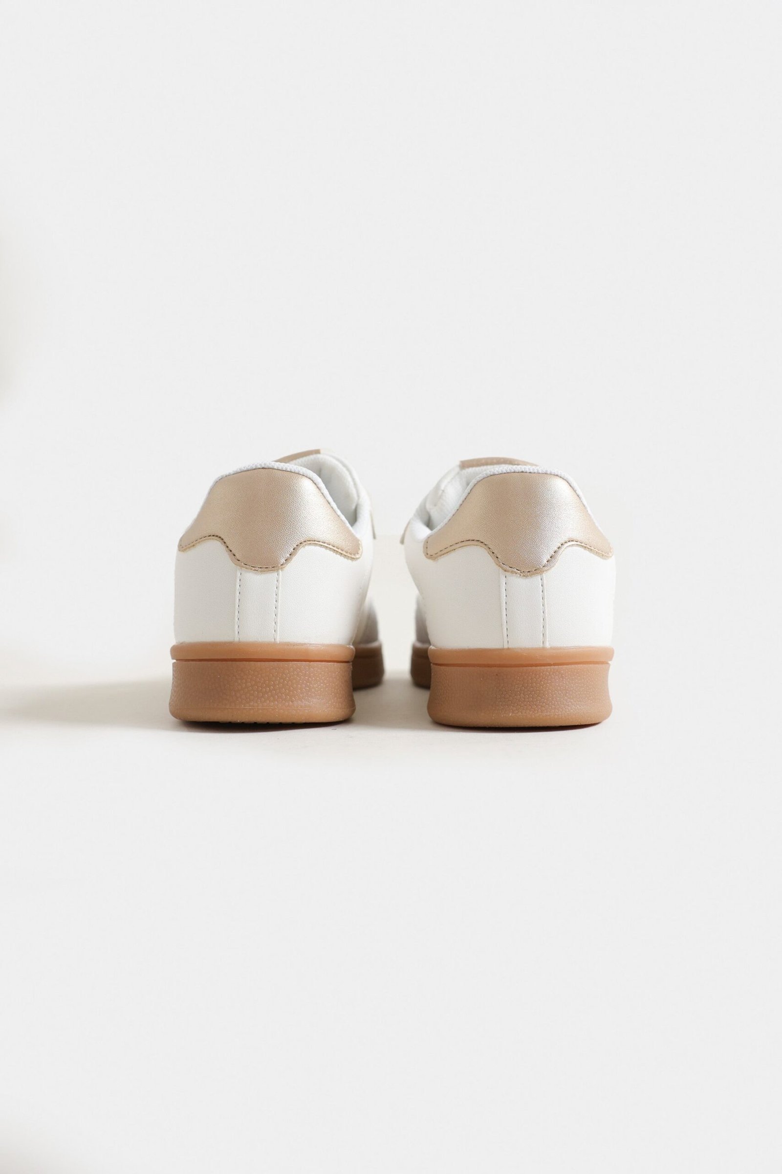 Low-Top Sneakers - Image 5