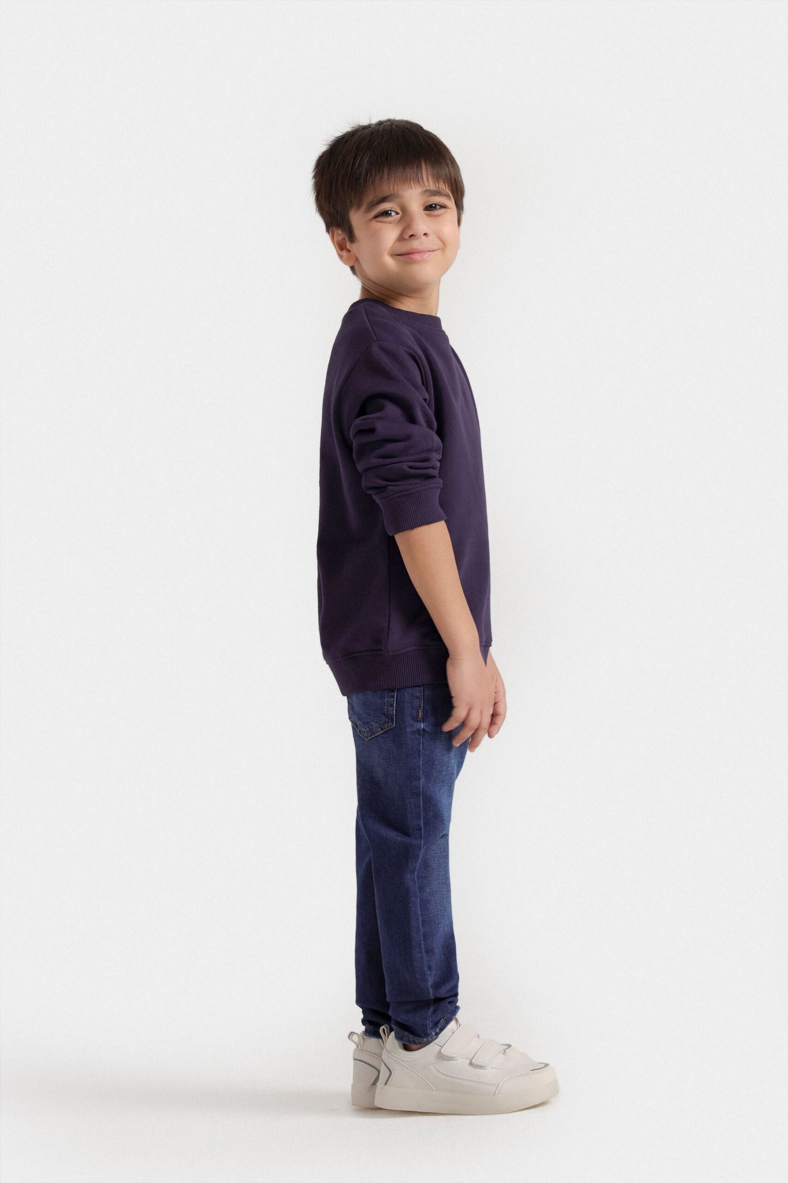 Basic Character Label Sweatshirt - Image 5