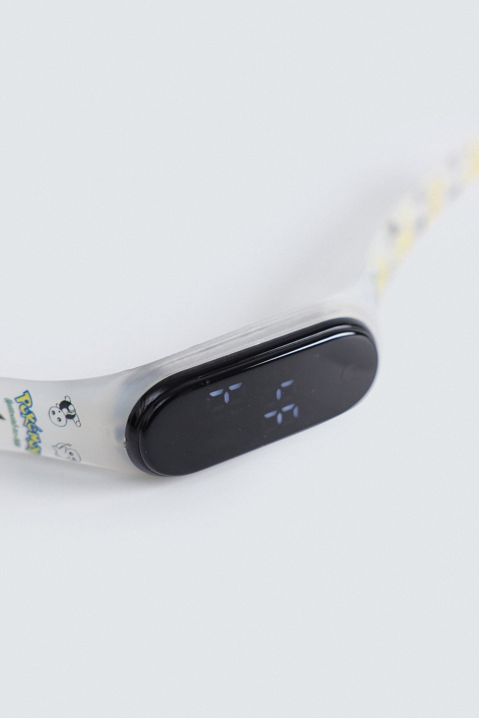 Digital Watch With Jelly Straps - Image 3
