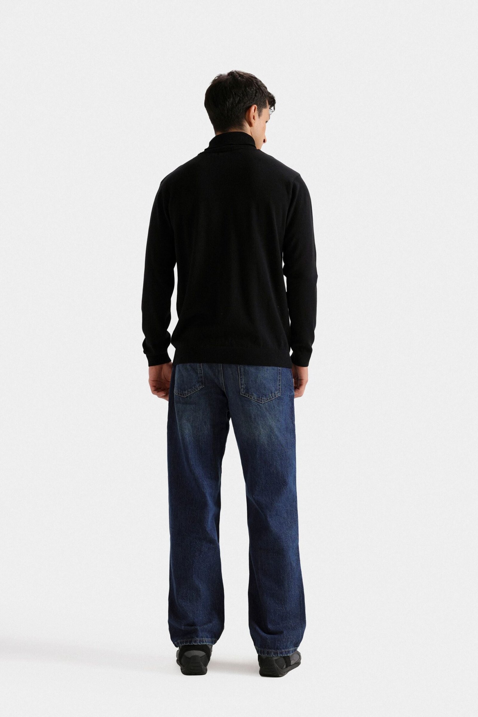 Basic Turtle Neck Sweater - Image 11