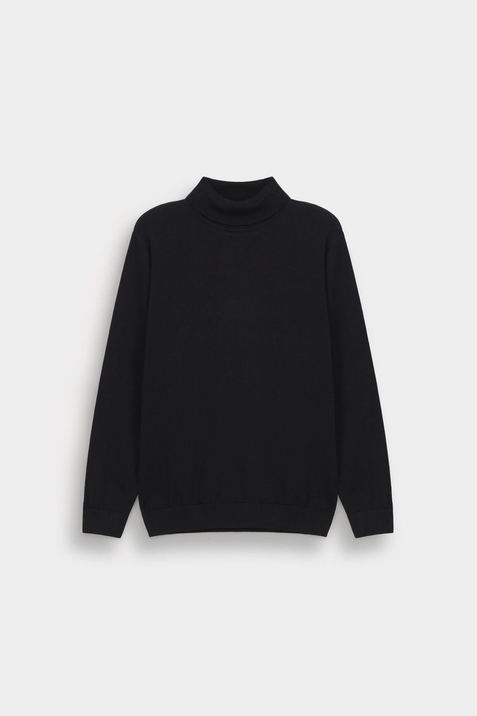 Basic Turtle Neck Sweater - Image 12