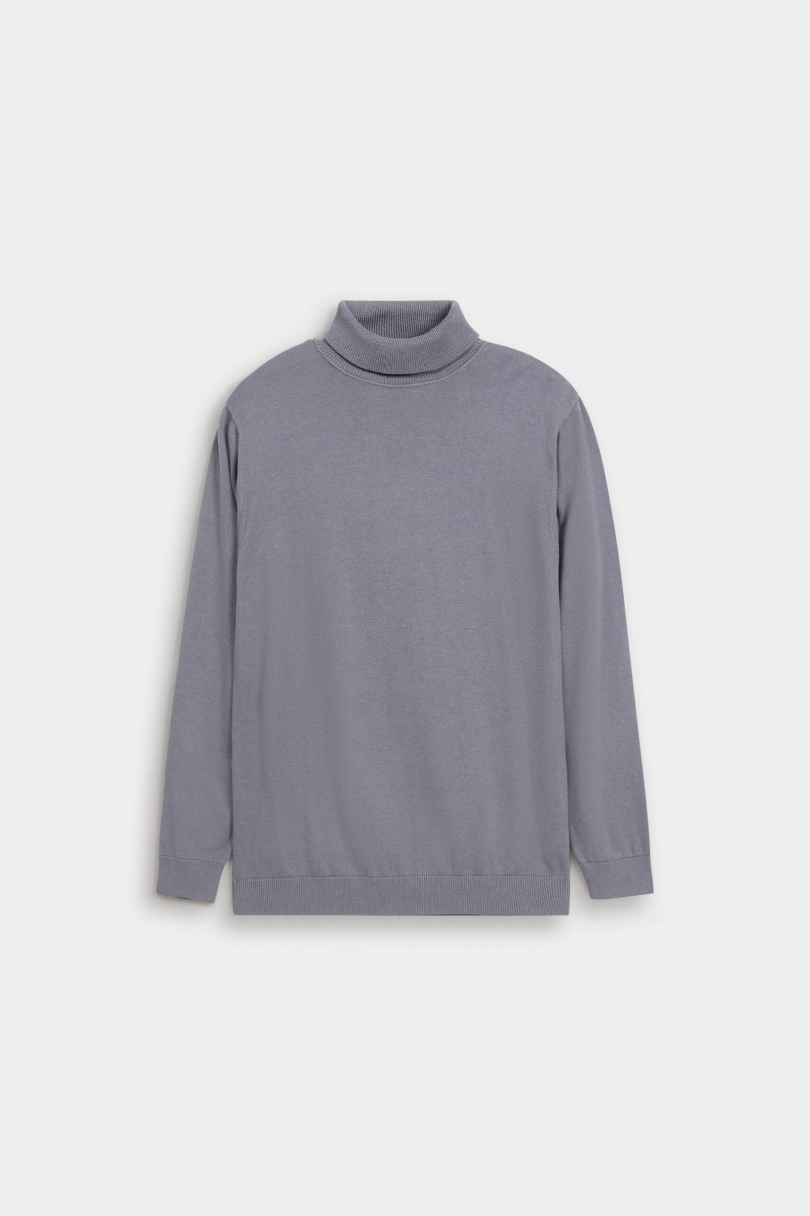 Basic Turtle Neck Sweater - Image 5