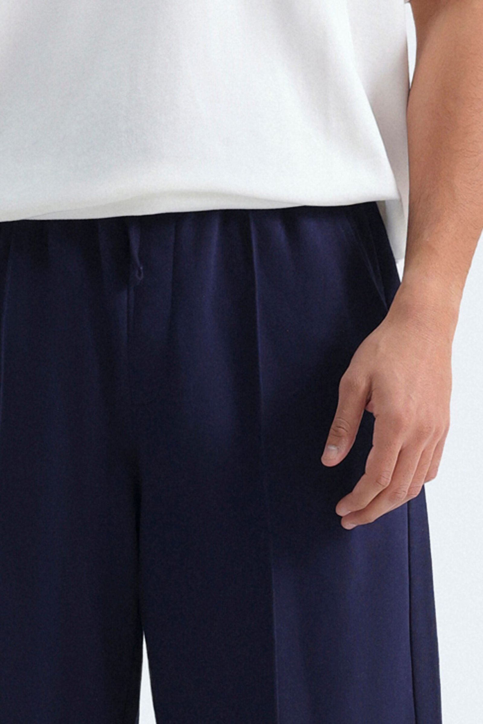 Terry Shorts With Front Seam - Image 2