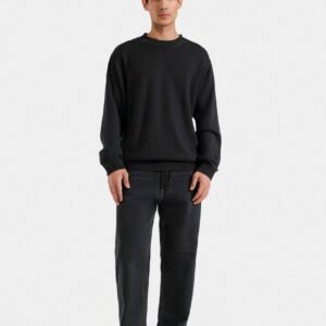 Basic Crew Neck Sweater