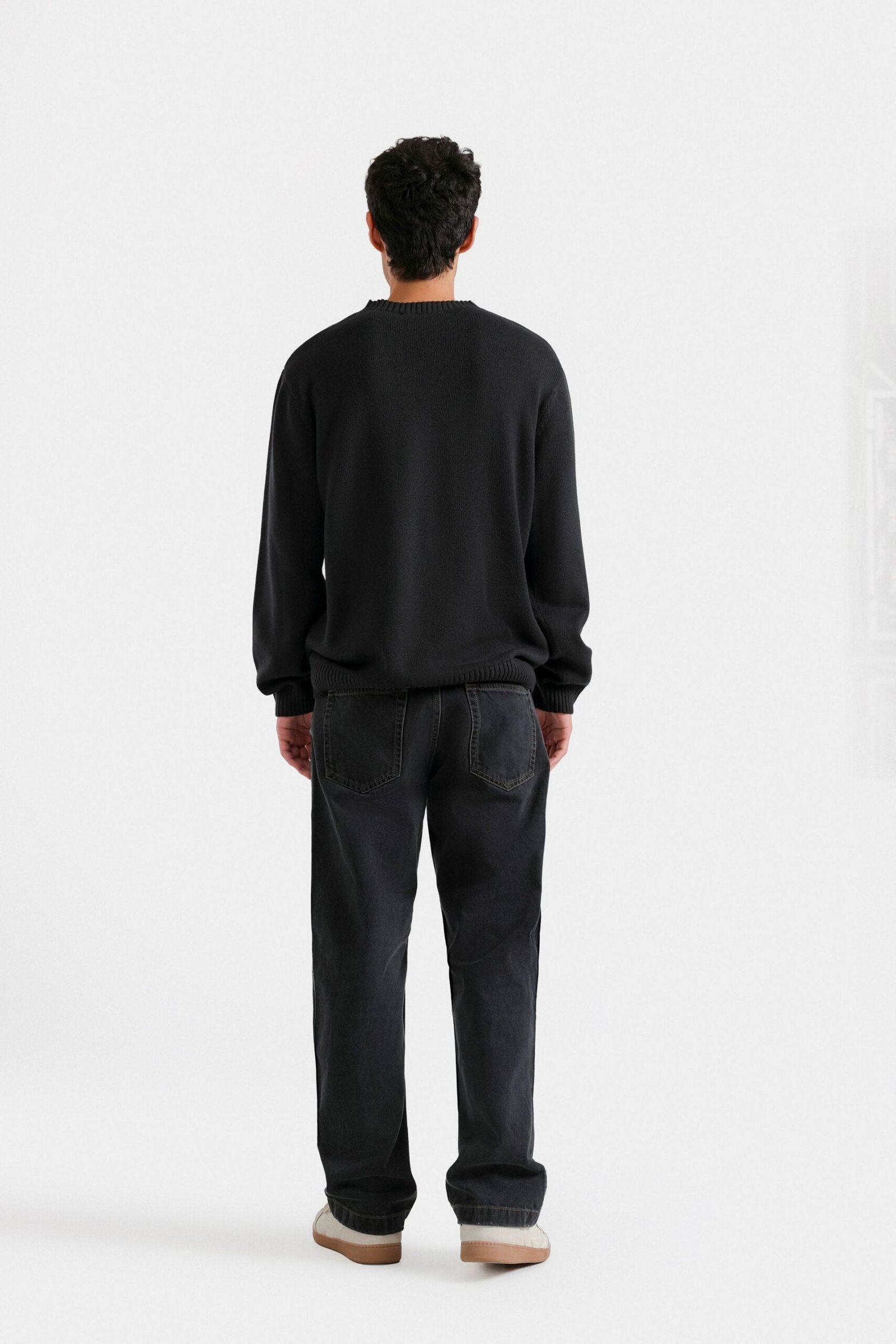 Basic Crew Neck Sweater - Image 4