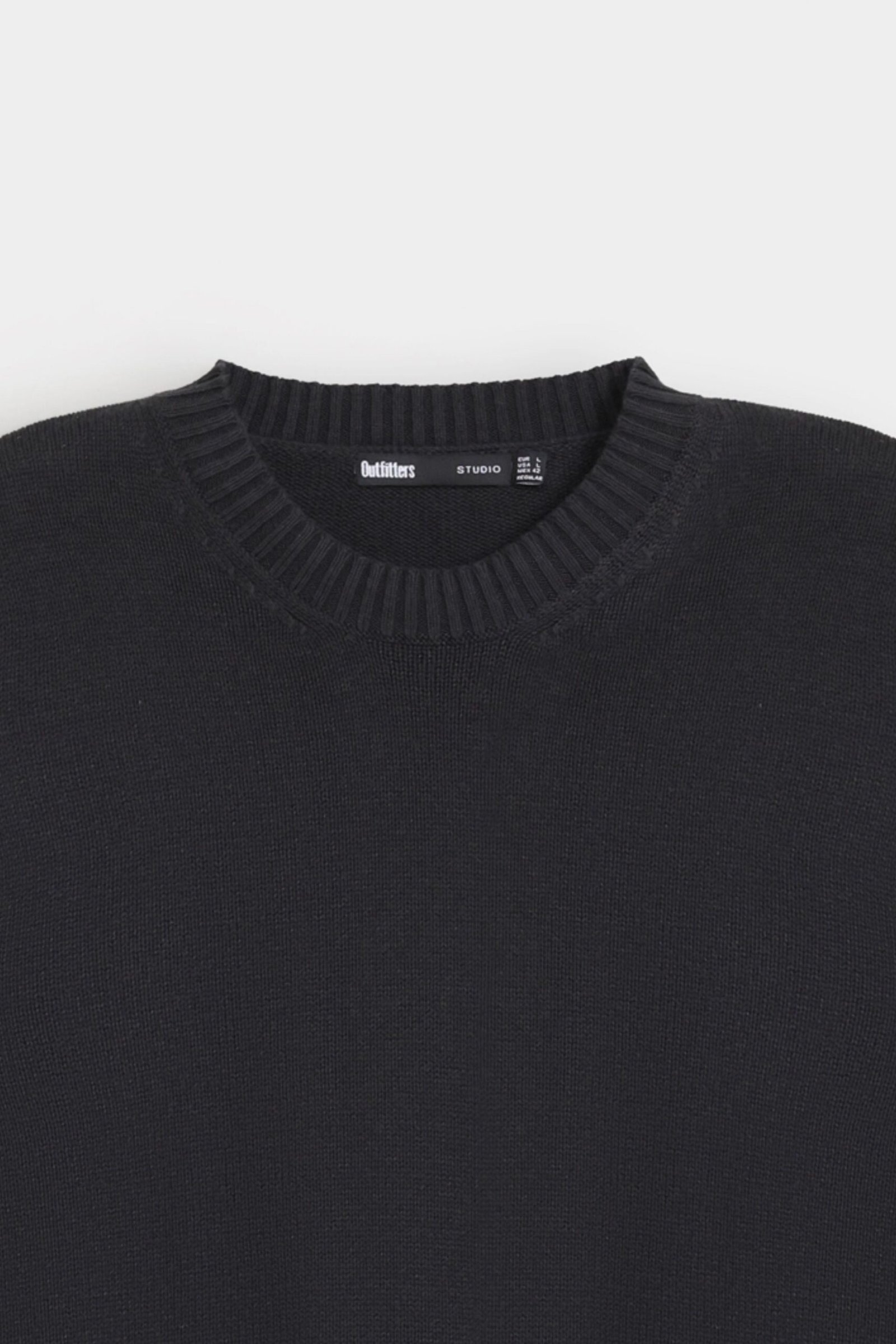 Basic Crew Neck Sweater - Image 6