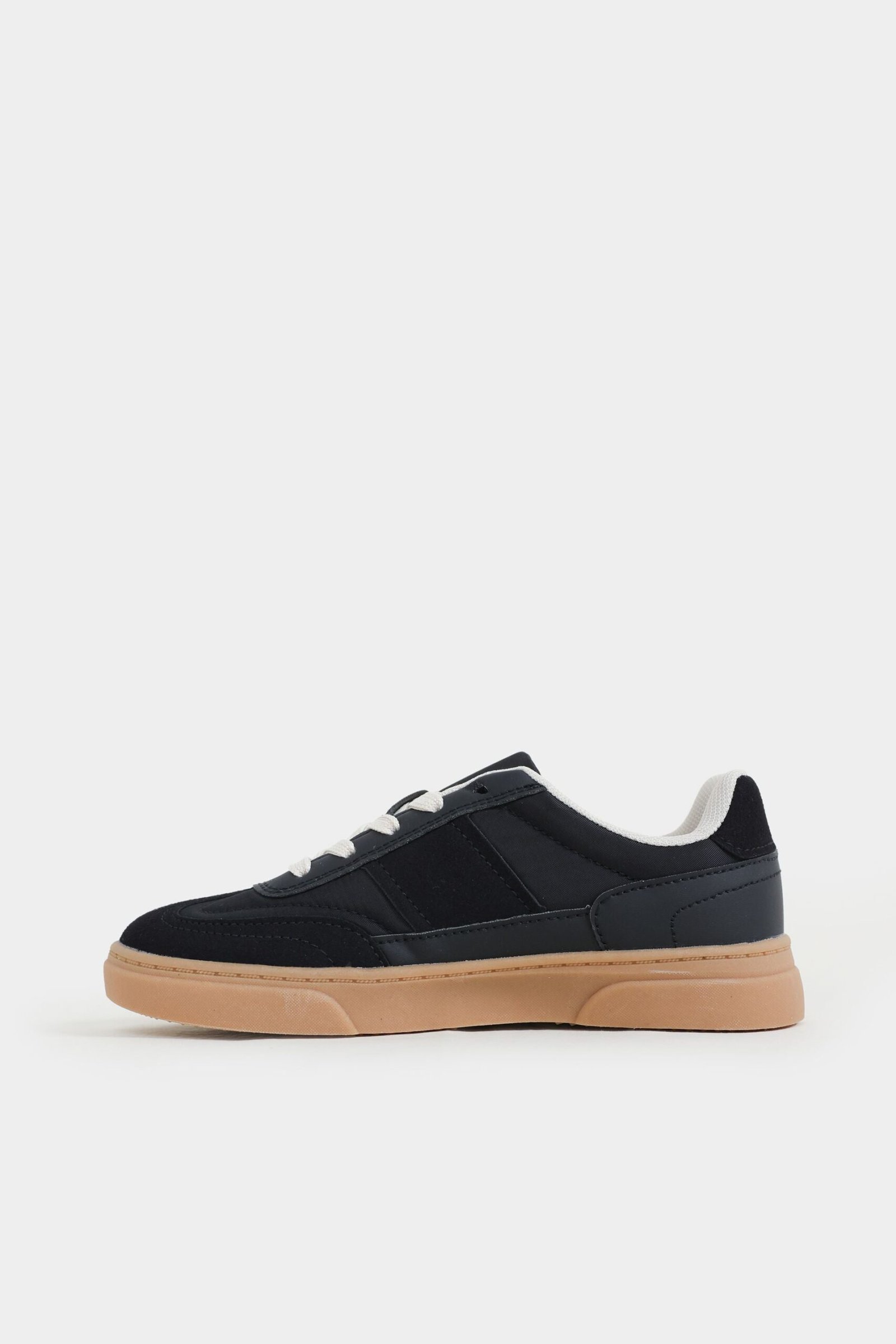 Low-Top Sneakers - Image 11