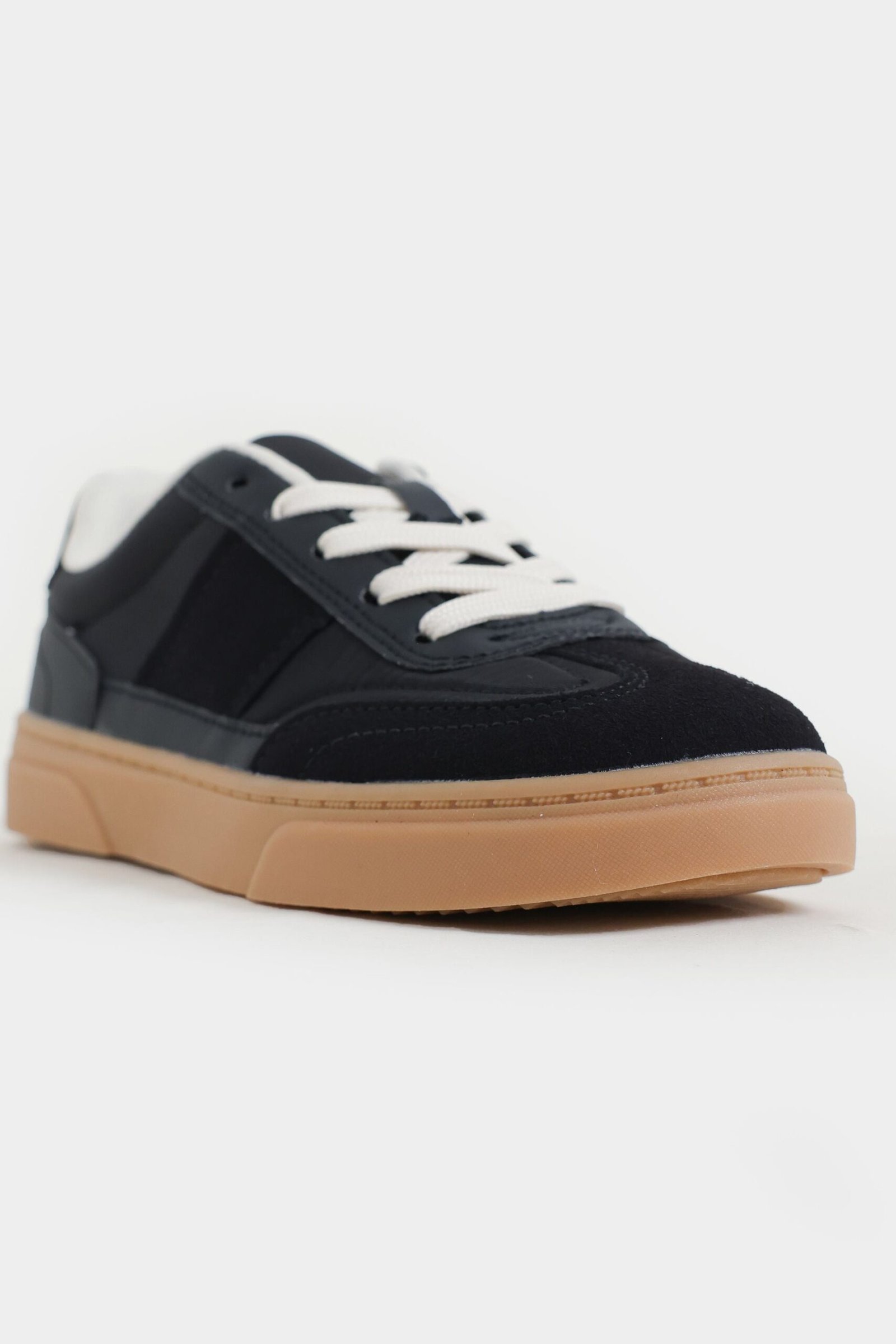Low-Top Sneakers - Image 9