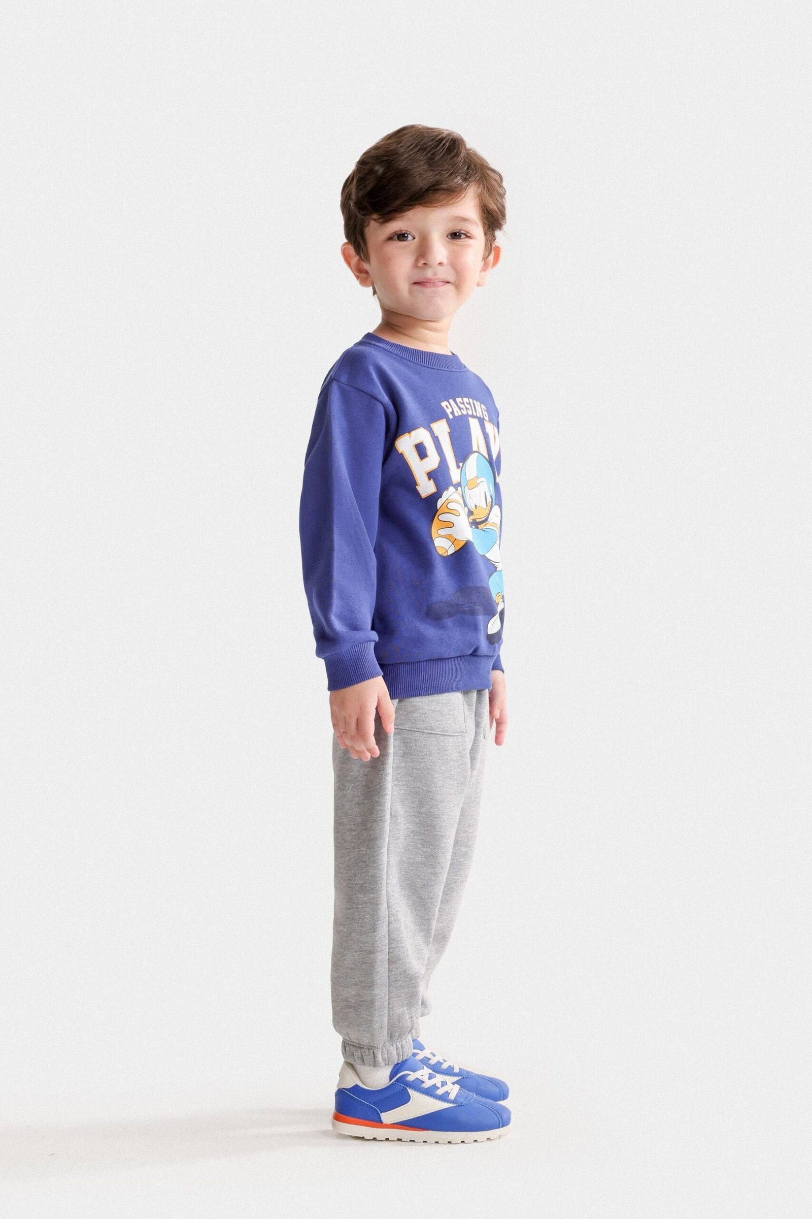 Graphic Sweatshirt - Image 5