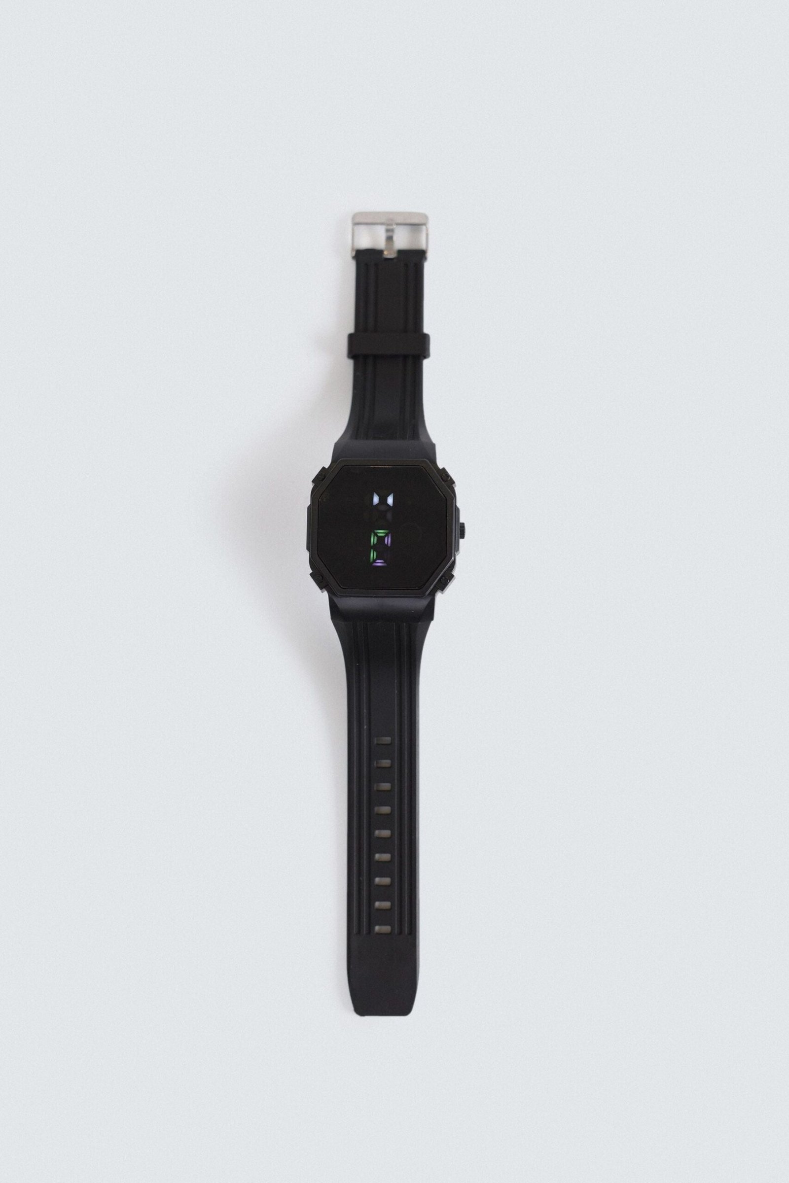 Digital Watch With Silicone Strap - Image 2