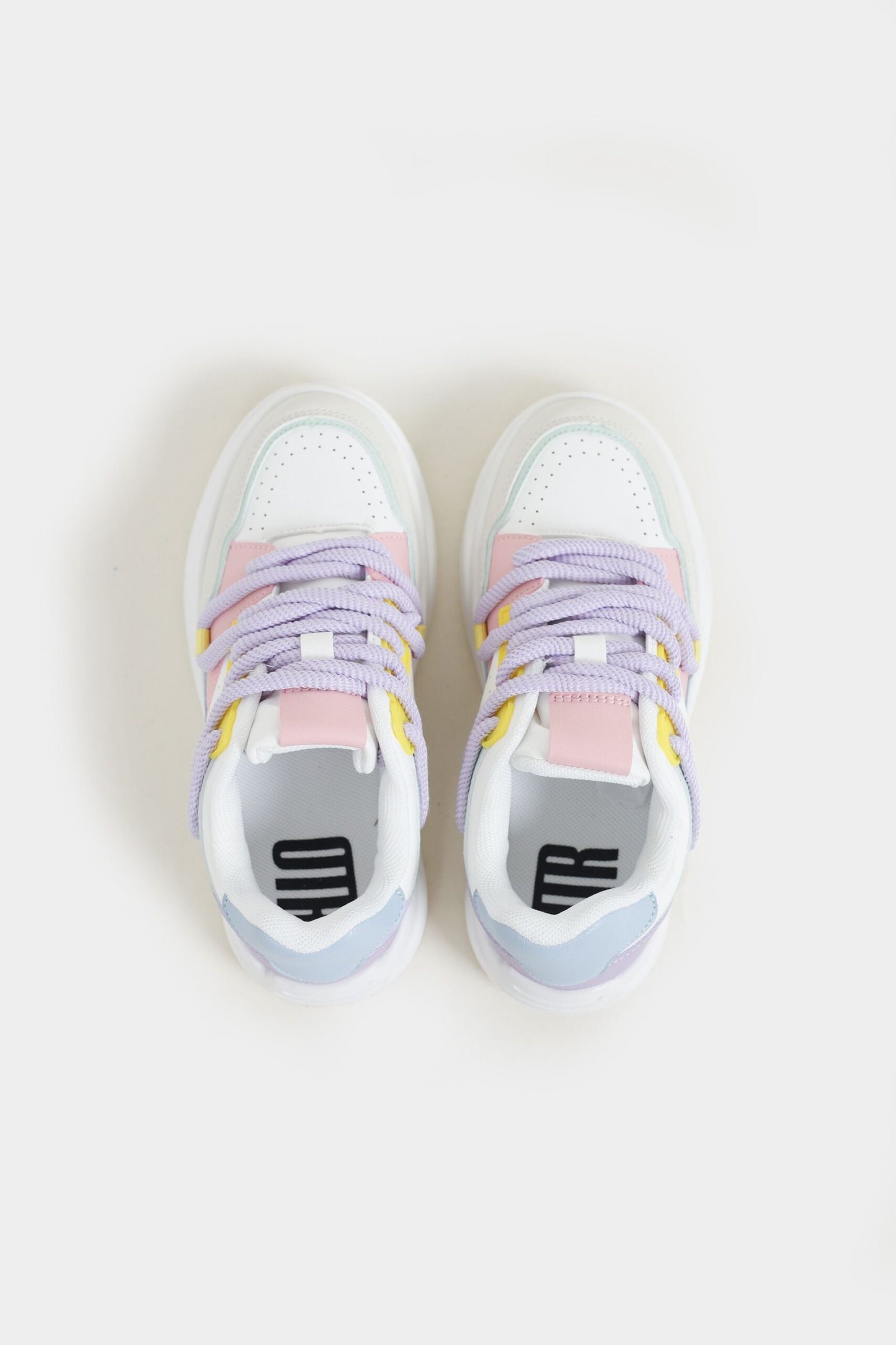 Color Block Sneakers - Image 4