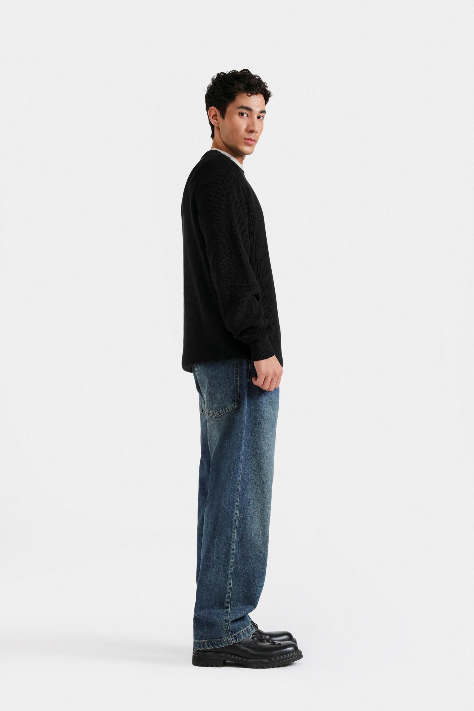 Basic Ribbed Sweater - Image 10