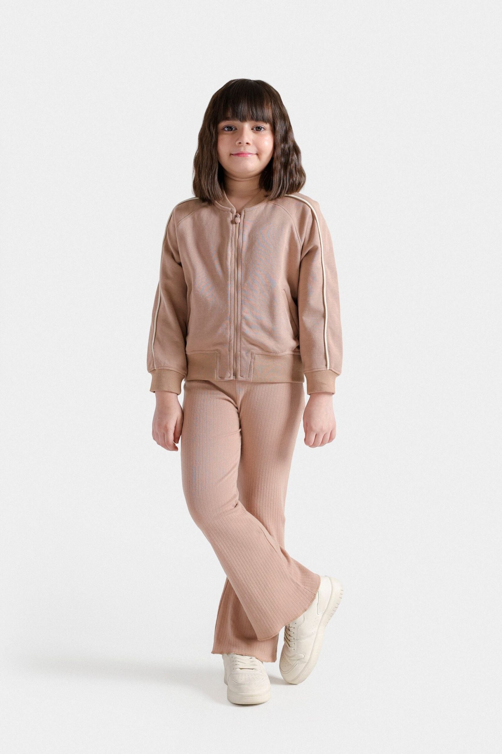 Raglan Sweatshirt With Piping Detail - Image 10