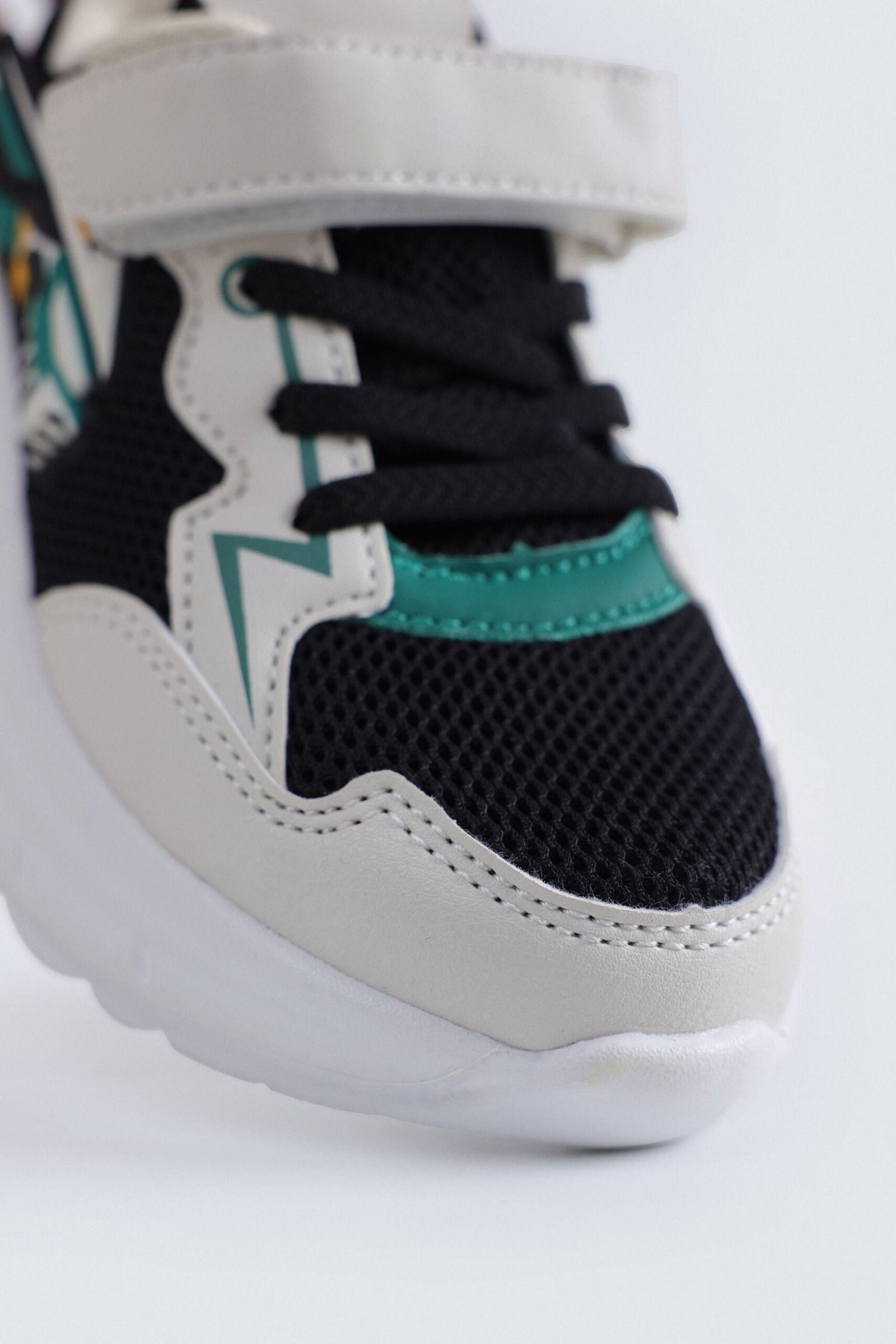 Multi-Piece Mesh Sneakers - Image 3