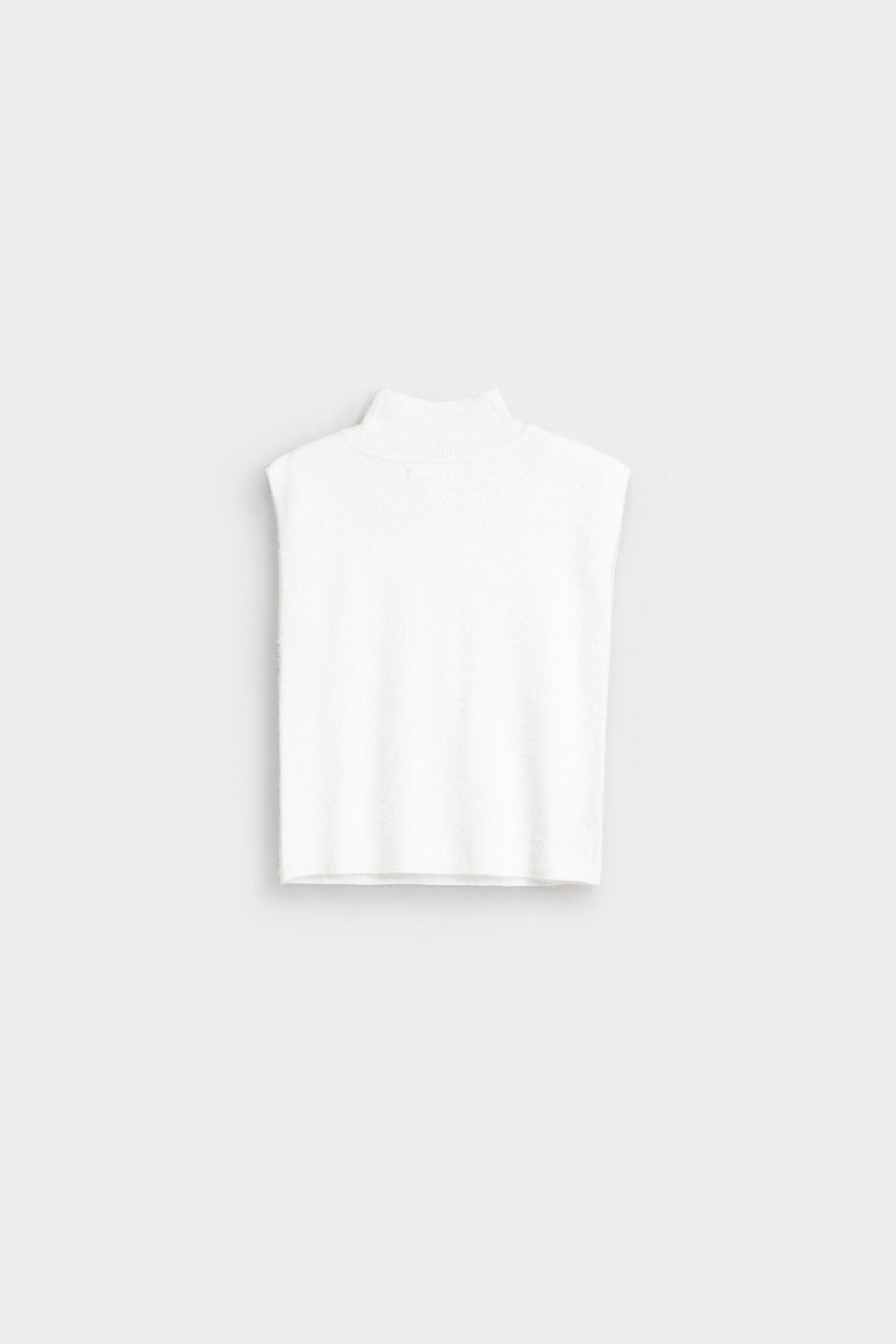 Funnel Neck Sleeveless Sweater - Image 17