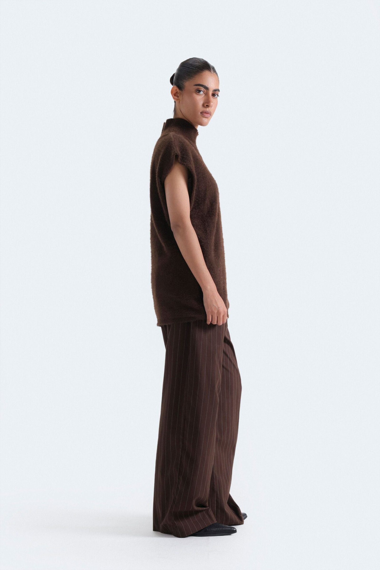 Funnel Neck Sleeveless Sweater - Image 3