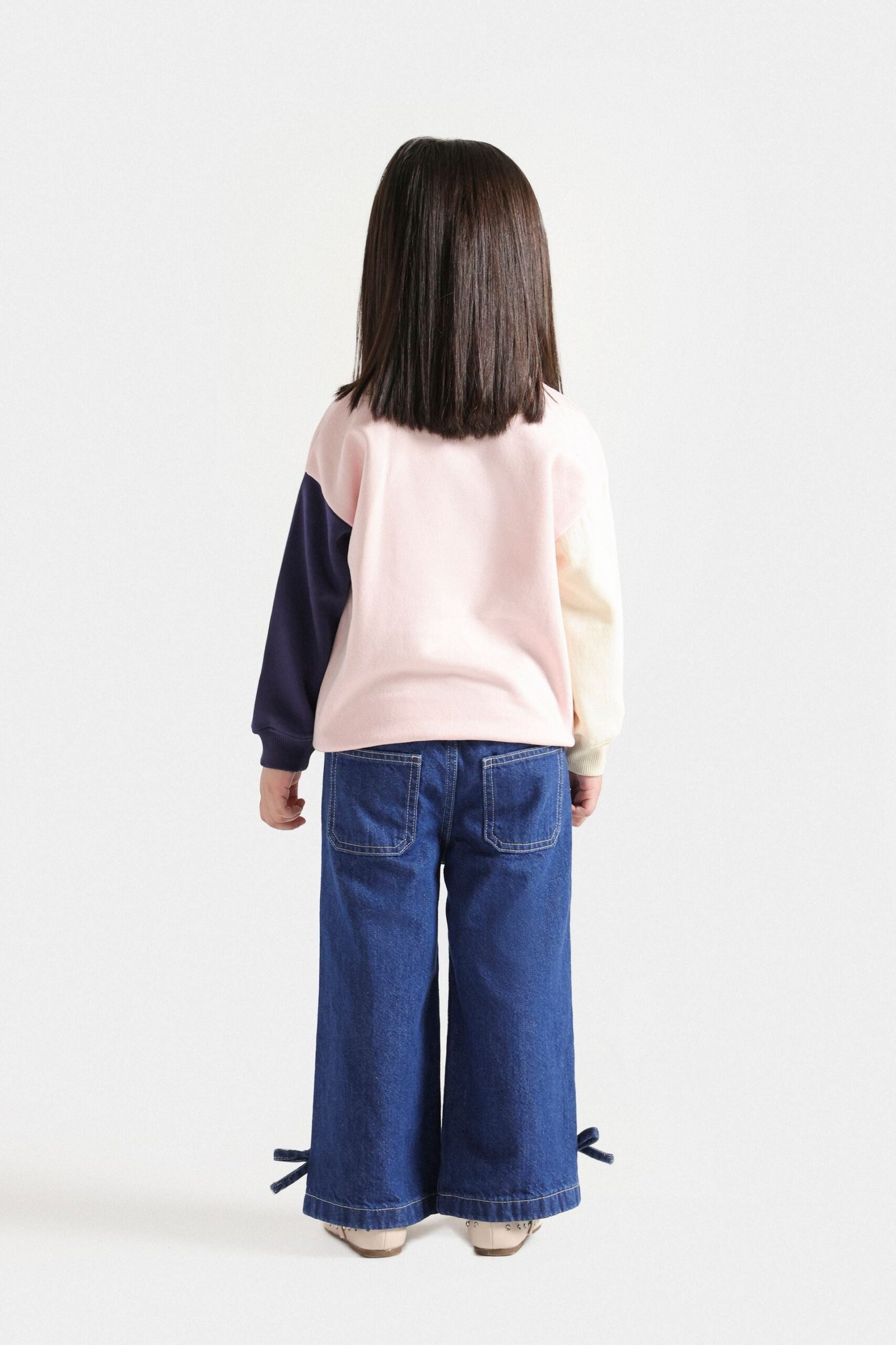 Contrast Sleeves Graphic Sweatshirt - Image 6
