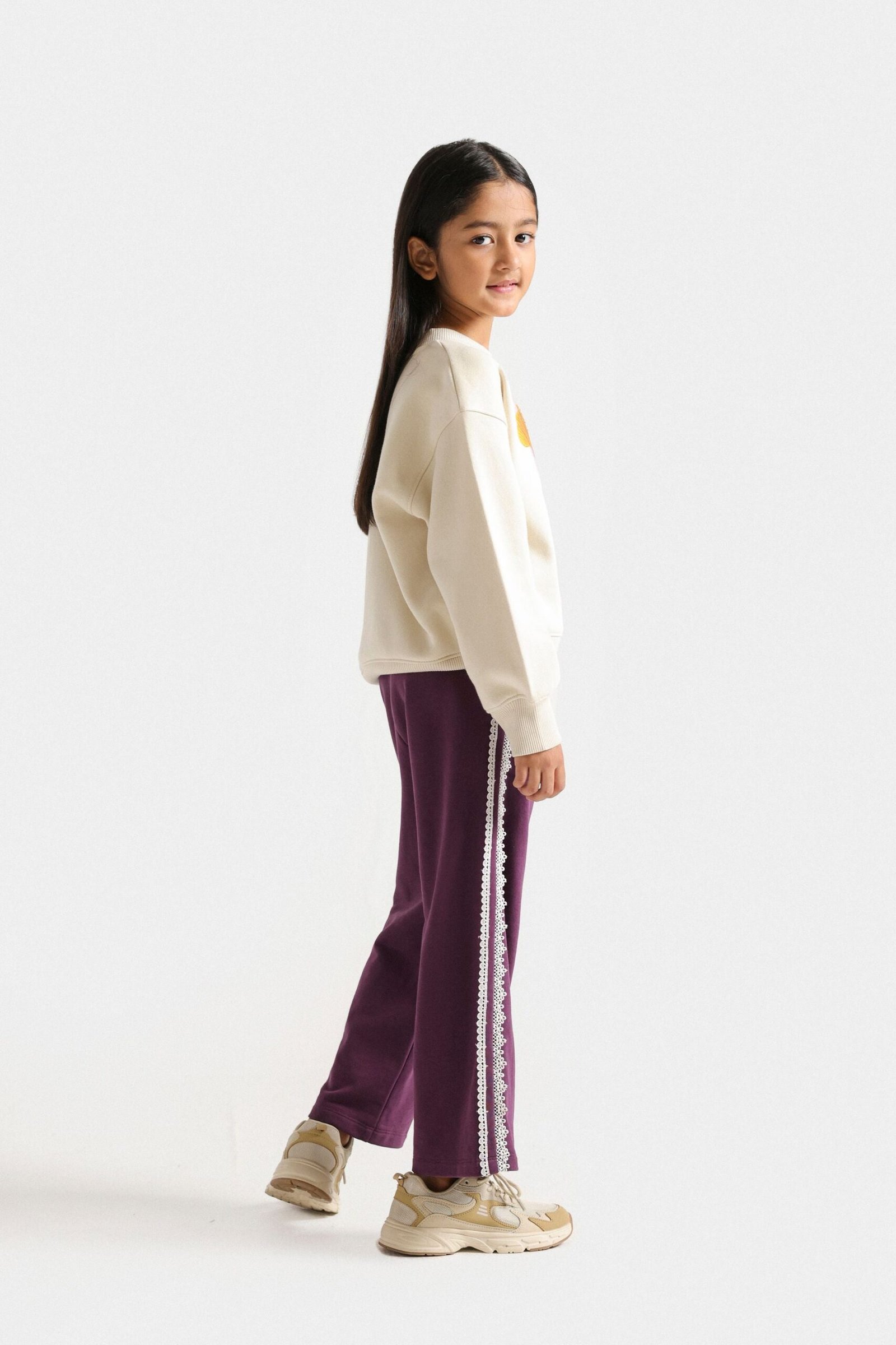 Graphic Sweatshirt - Image 5