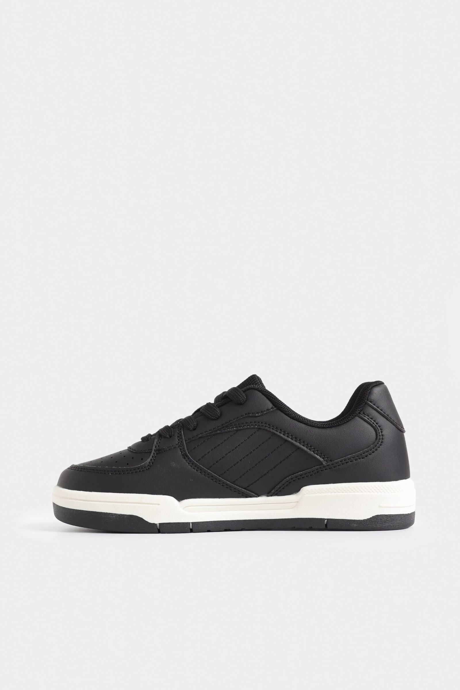 Multi-Piece Sneakers - Image 12