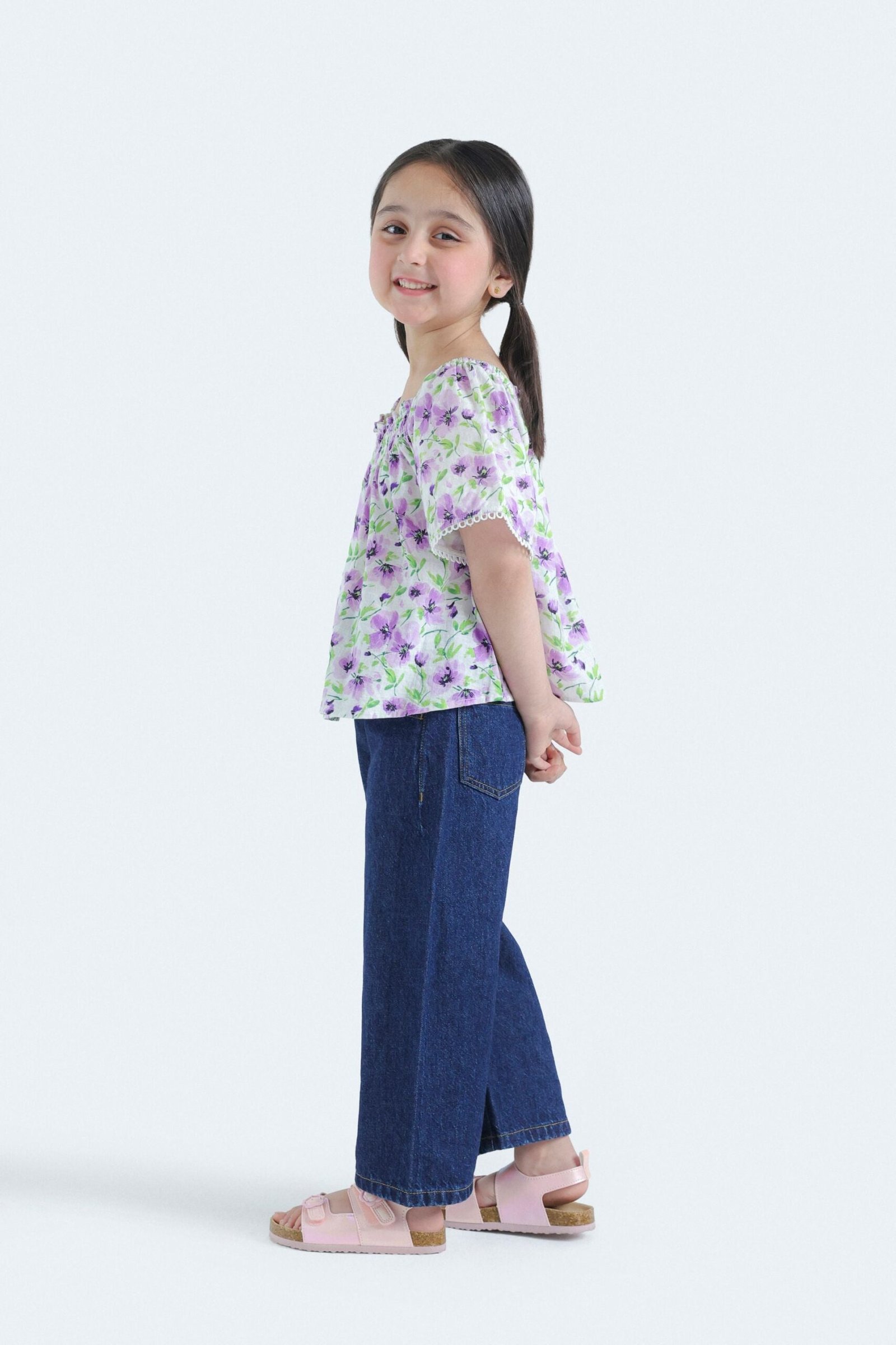 Wide-Leg Jeans - Image 5
