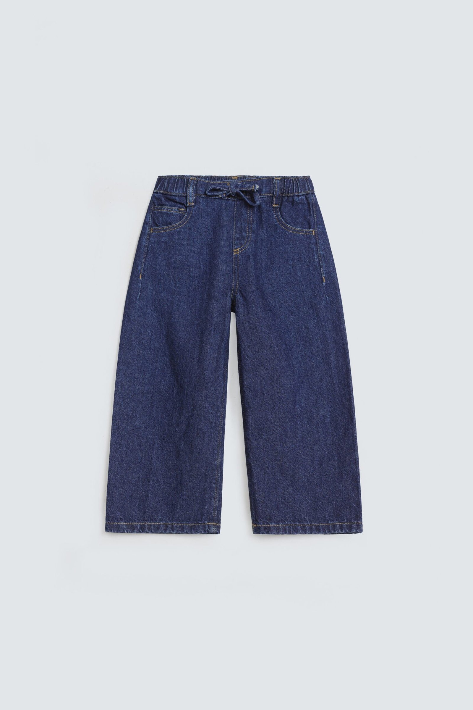Wide-Leg Jeans