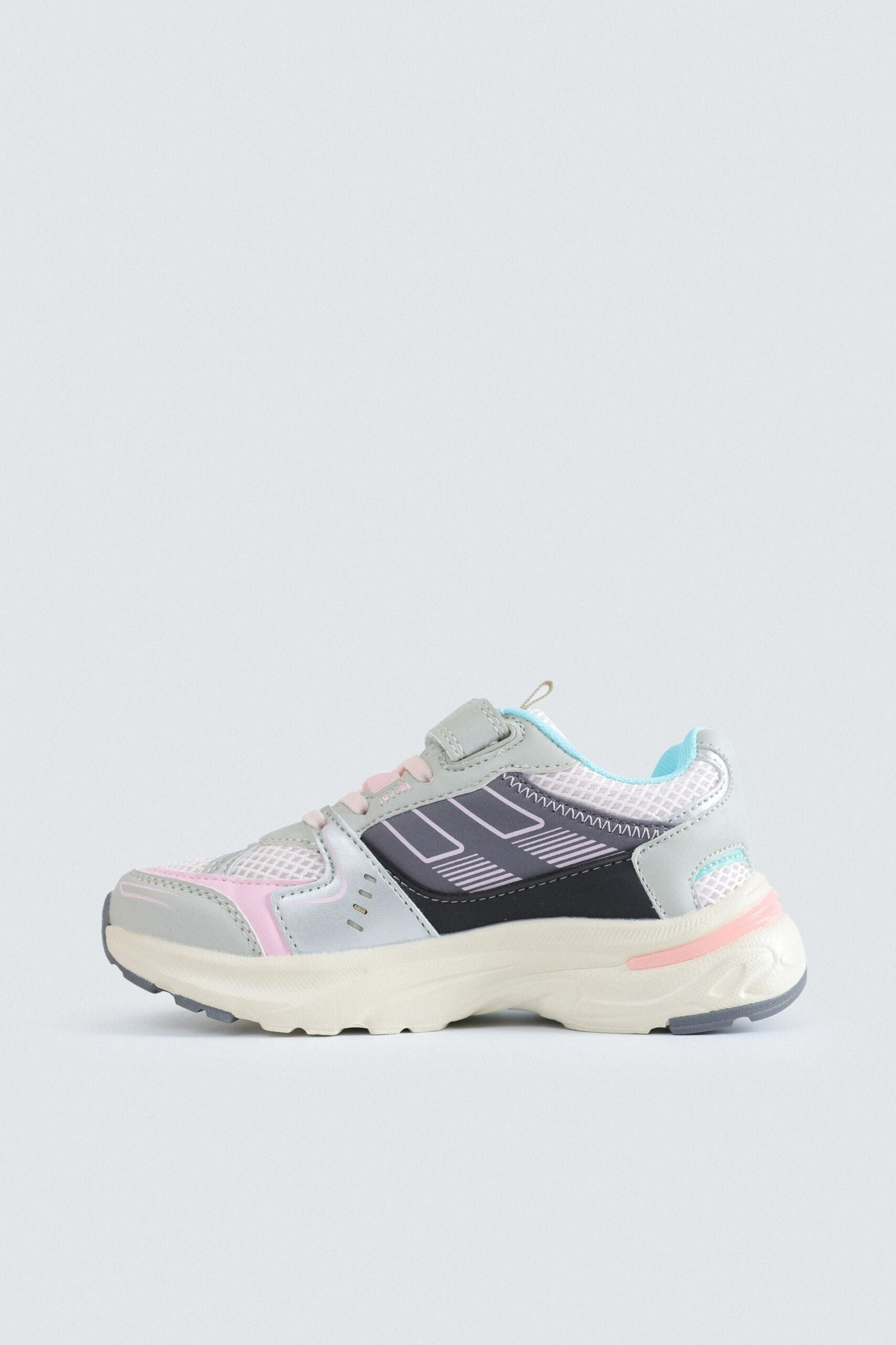 Multi-Piece Sneakers - Image 4
