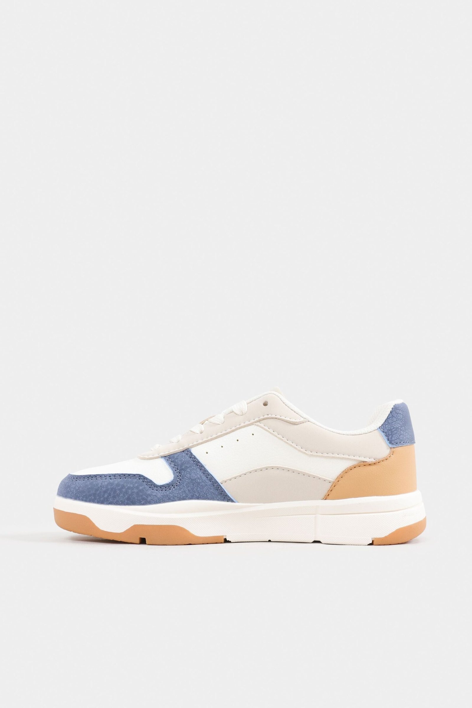 Multi-Piece Trainers - Image 10