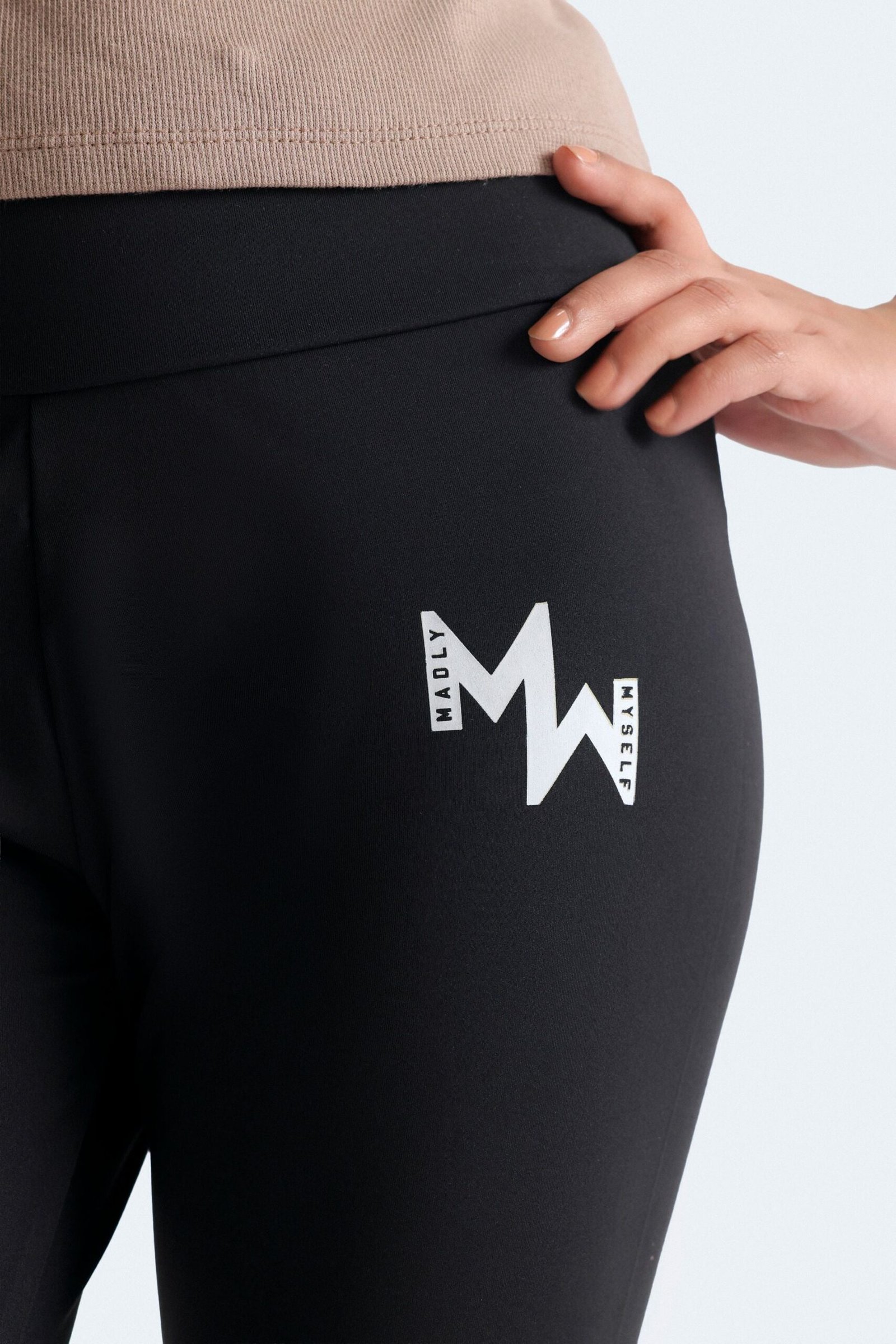 Activewear Tights - Image 2