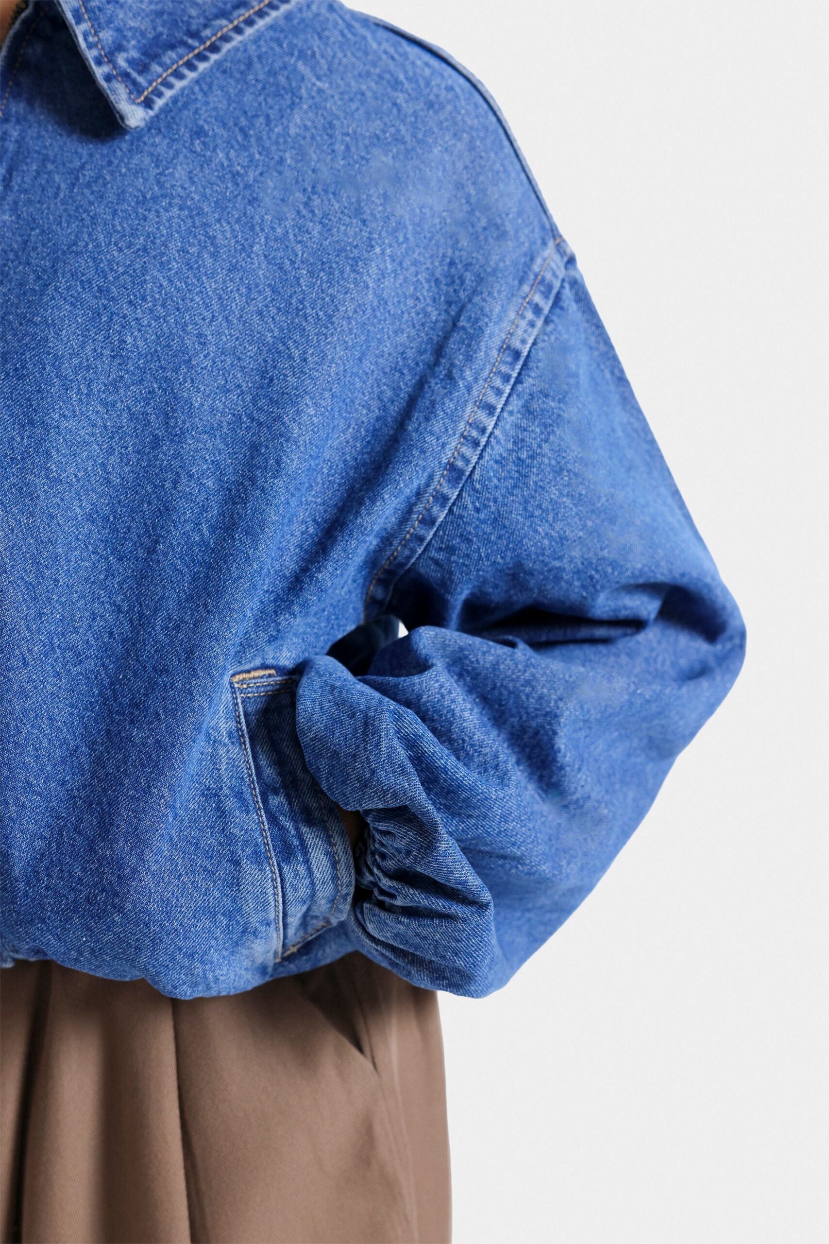 Super Cropped Denim Jacket - Image 2